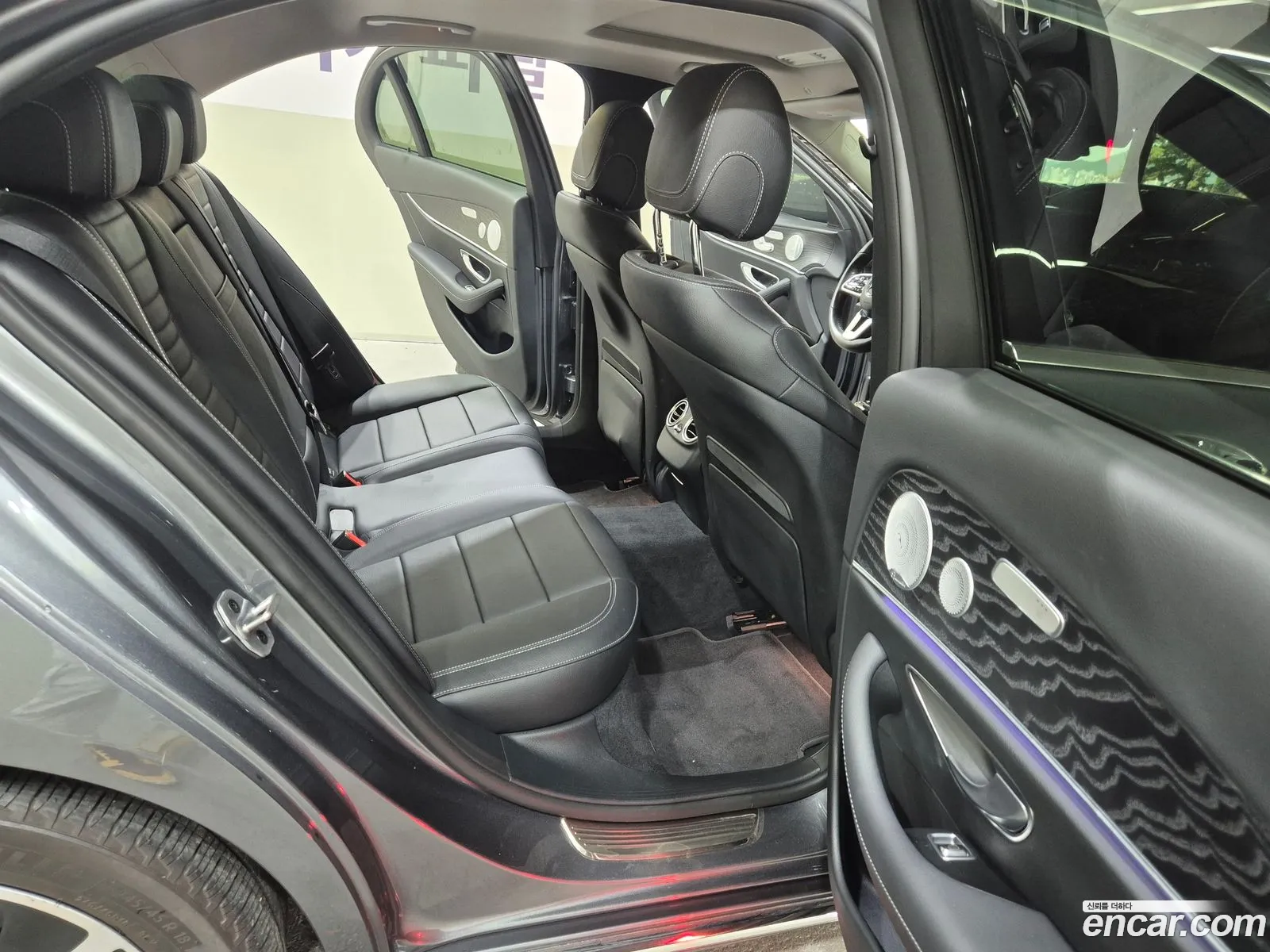 Mercedes-Benz E-Class W213 2020 — 19