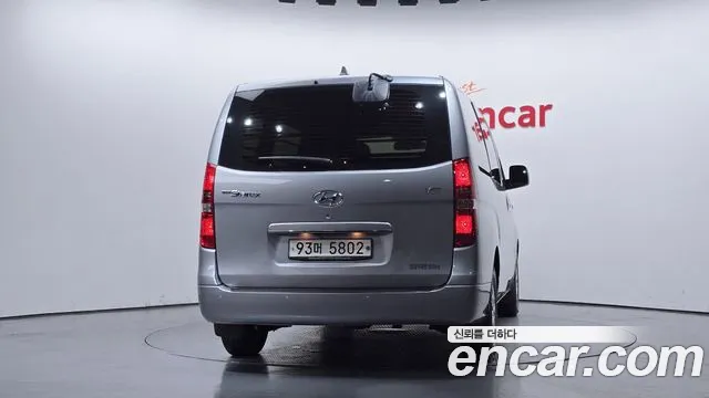 Hyundai Grand Starex 2020 — 3