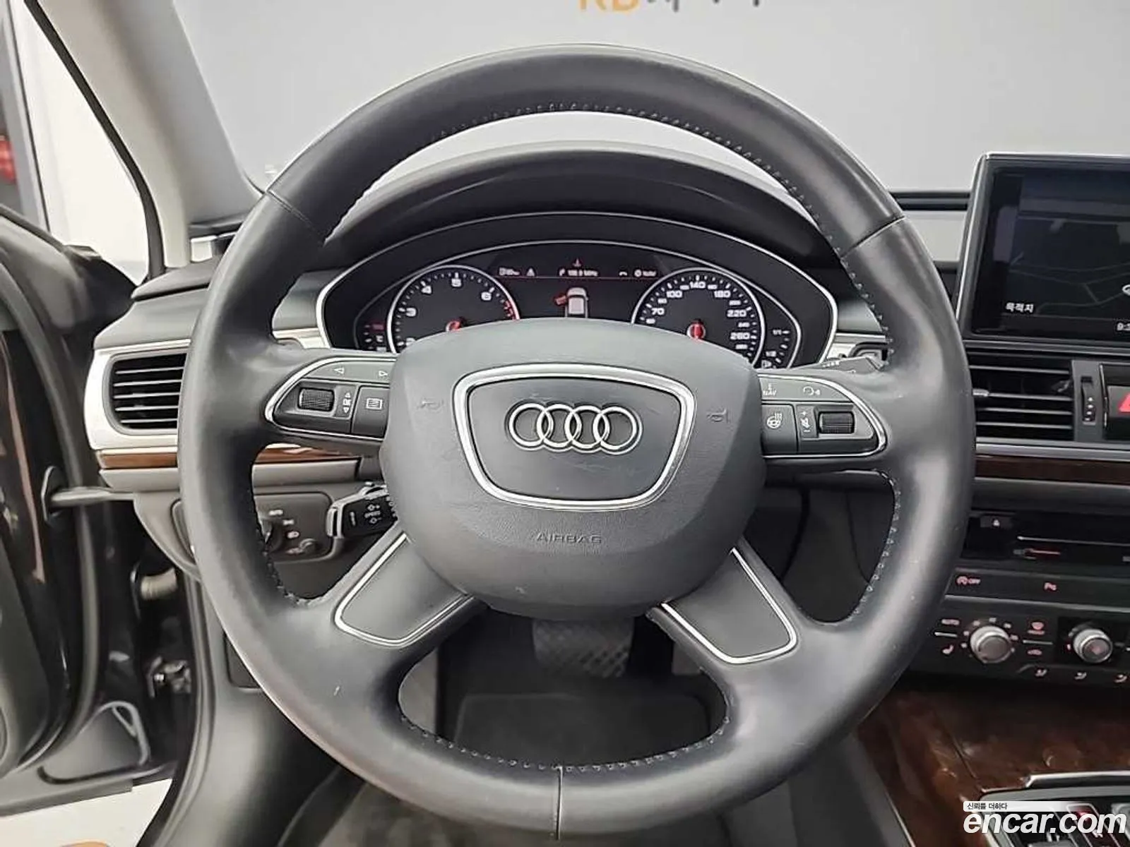 Audi A6 2014 — 19