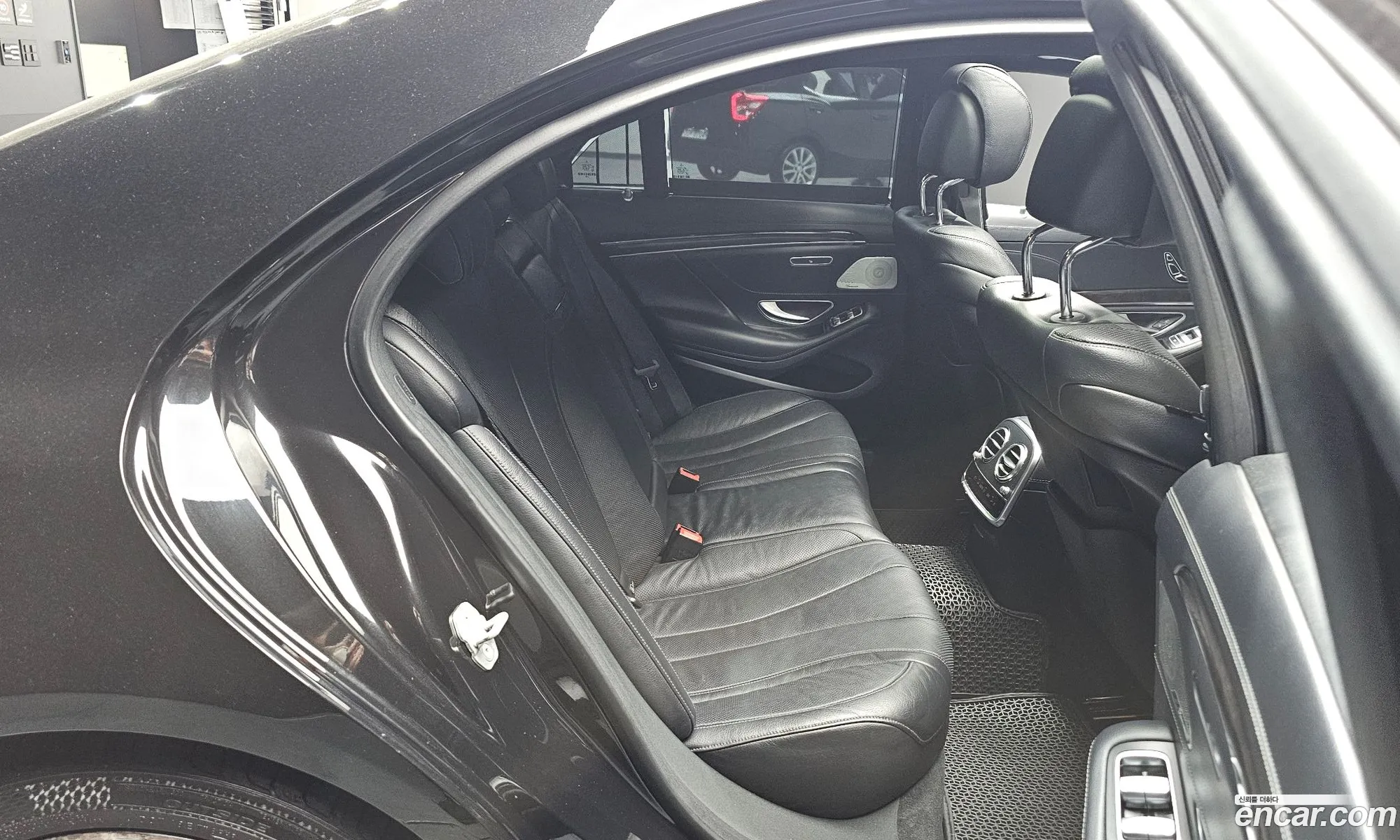 Mercedes-Benz S-Class W222 2016 WDDUF3DB2GA258205 — 10