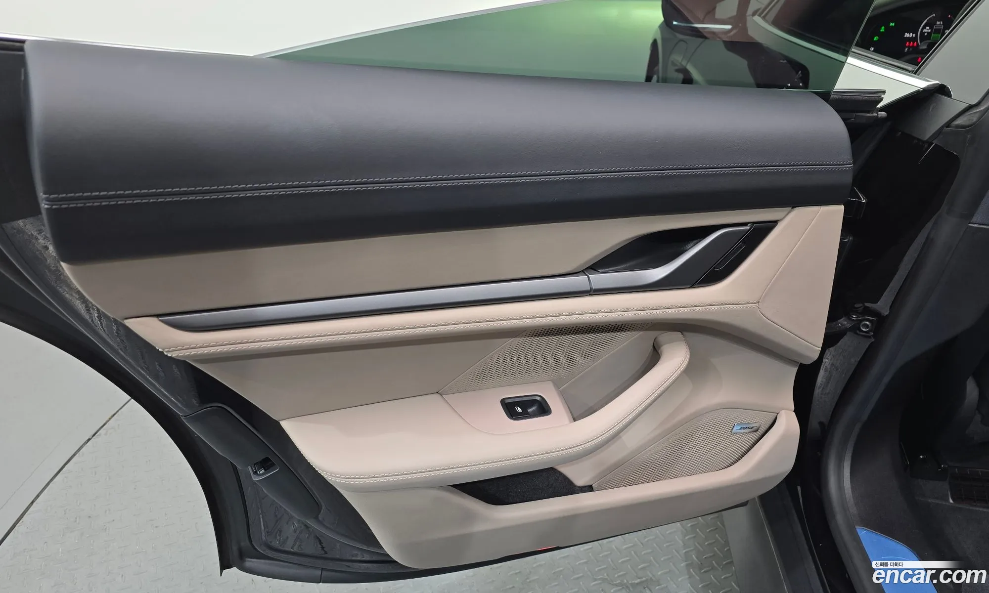 Porsche Taycan 2024 — 9