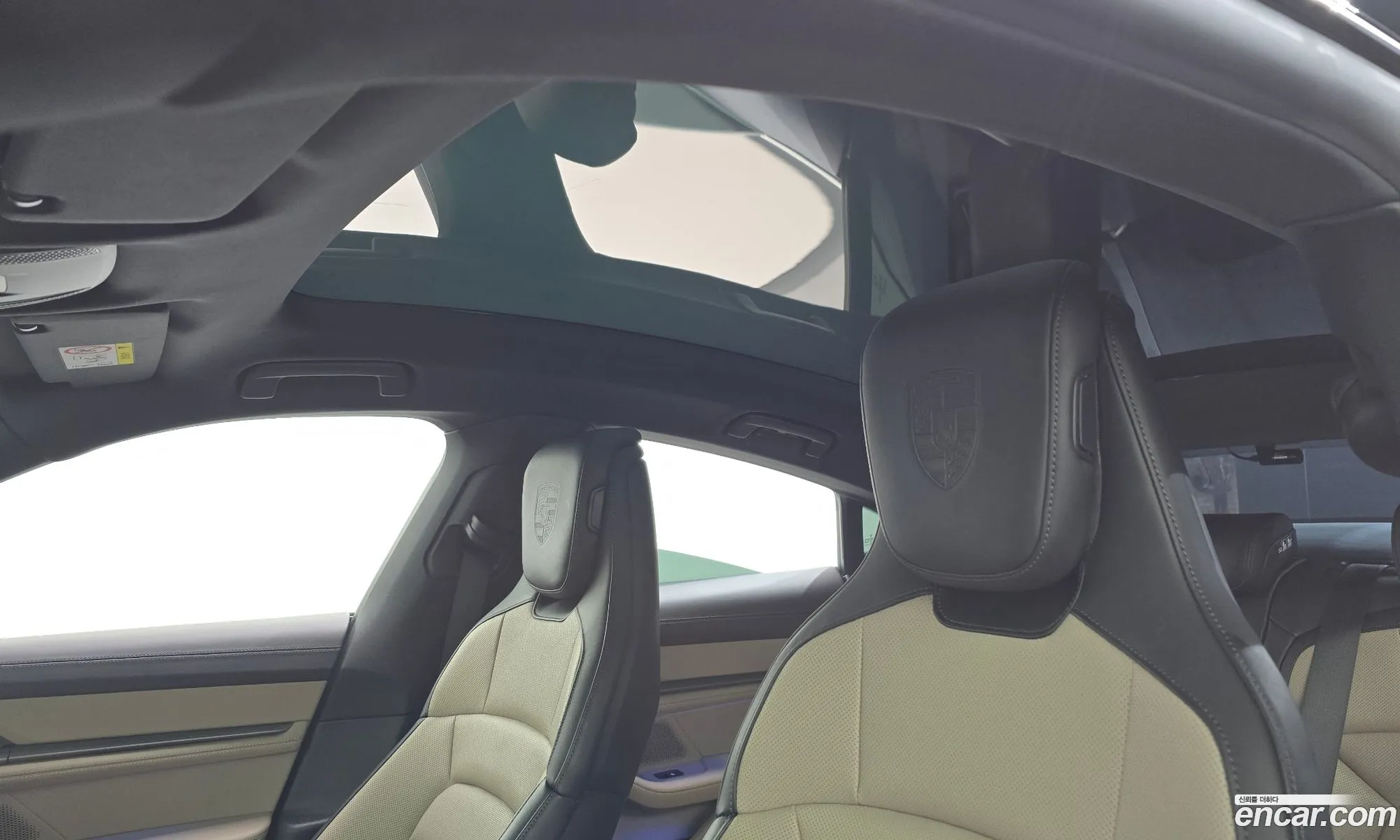 Porsche Taycan 2024 — 24