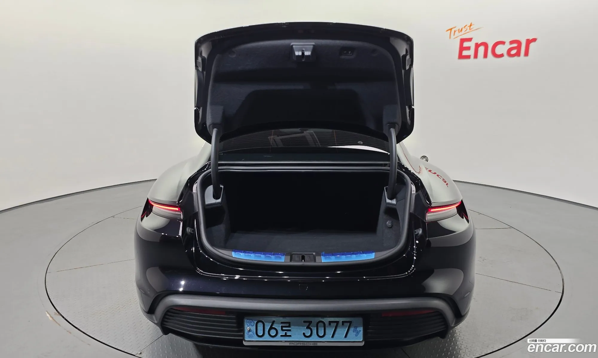 Porsche Taycan 2024 — 29