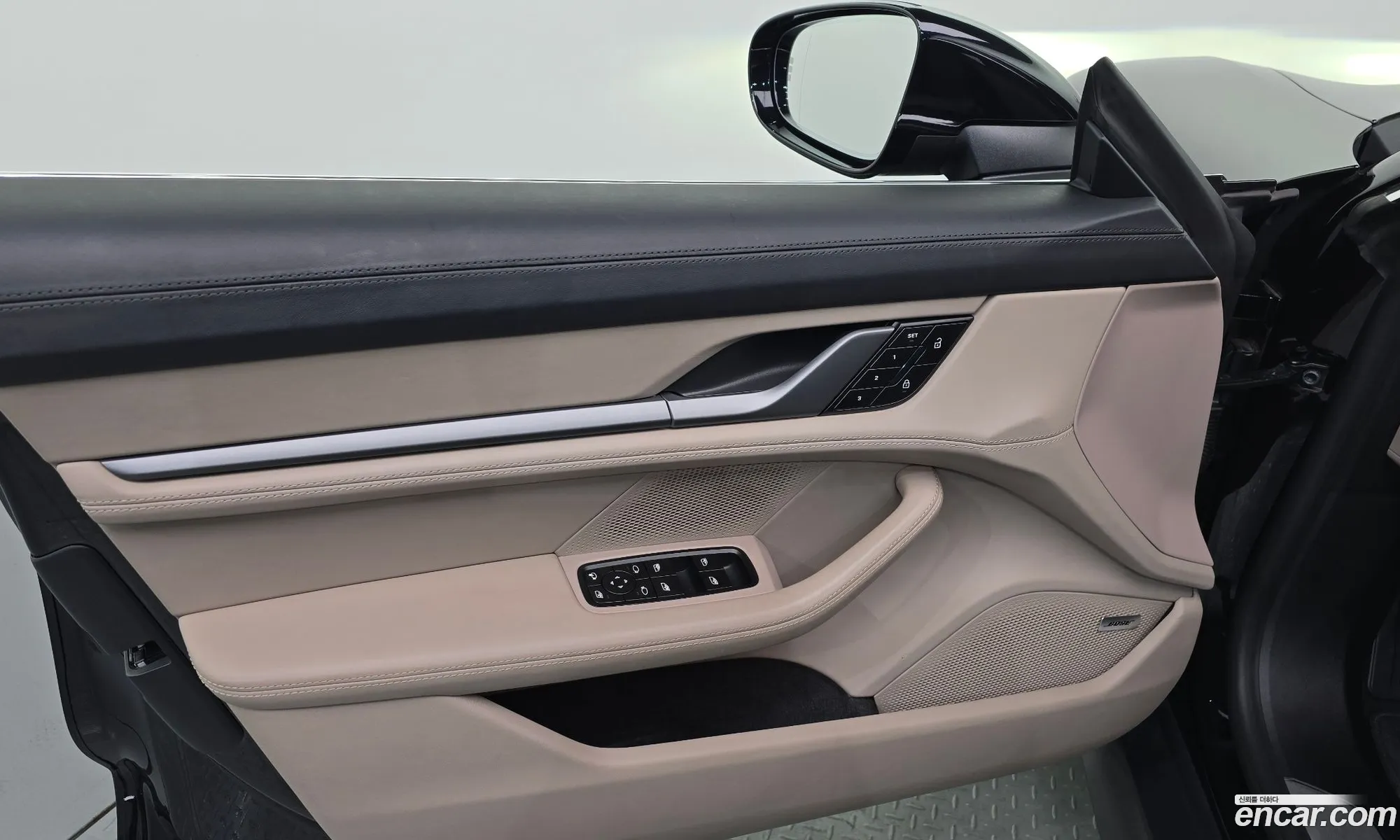 Porsche Taycan 2024 — 15