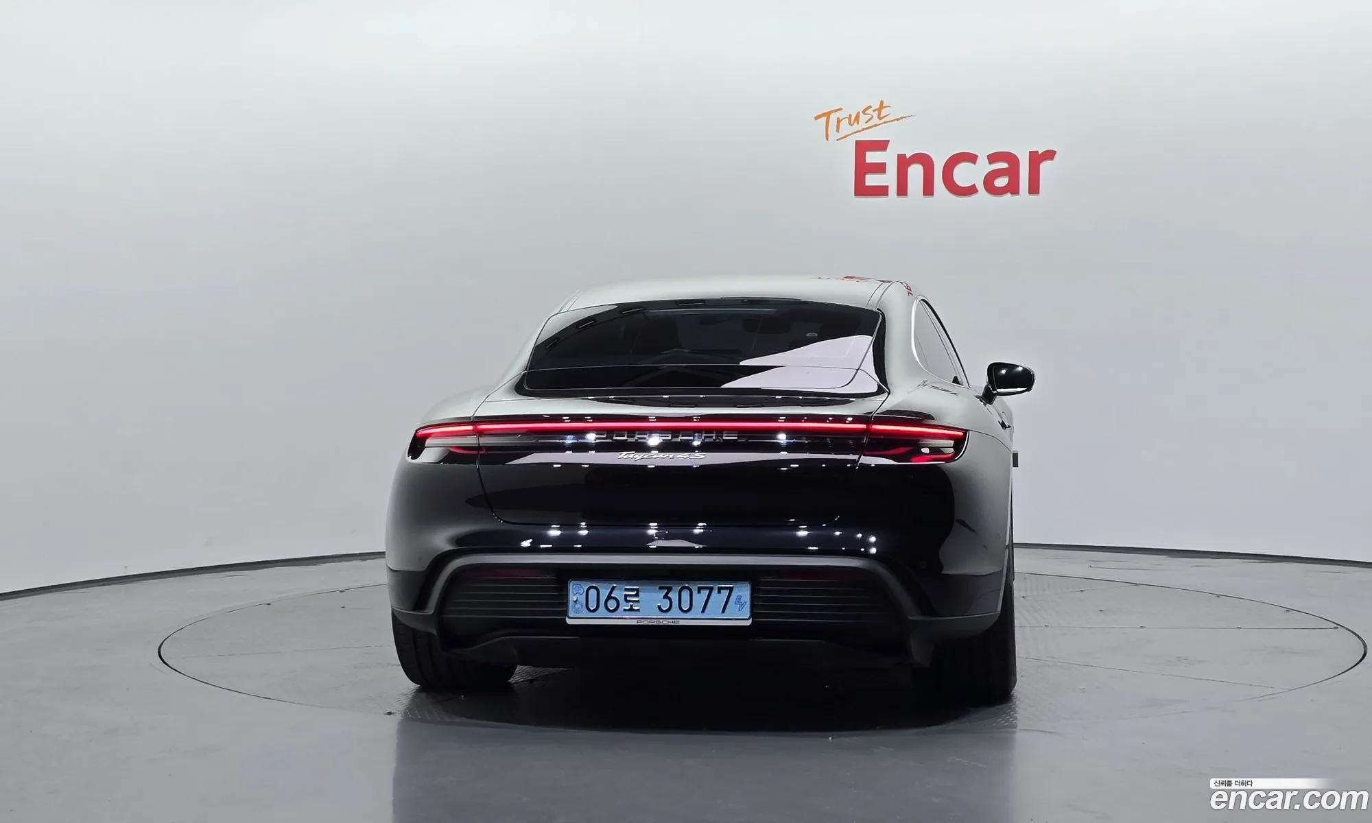 Porsche Taycan 2024 — 26