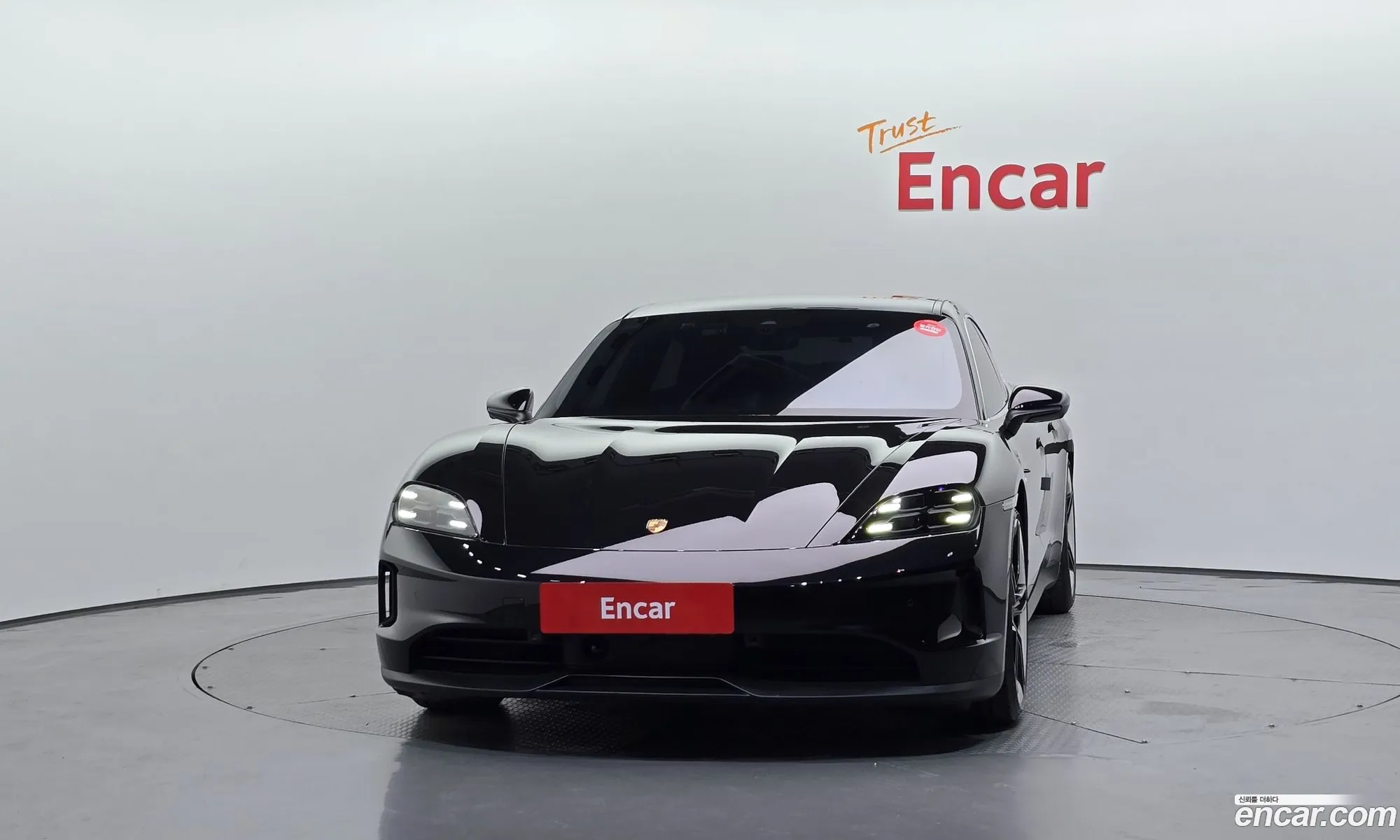 Porsche Taycan 2024 — 16