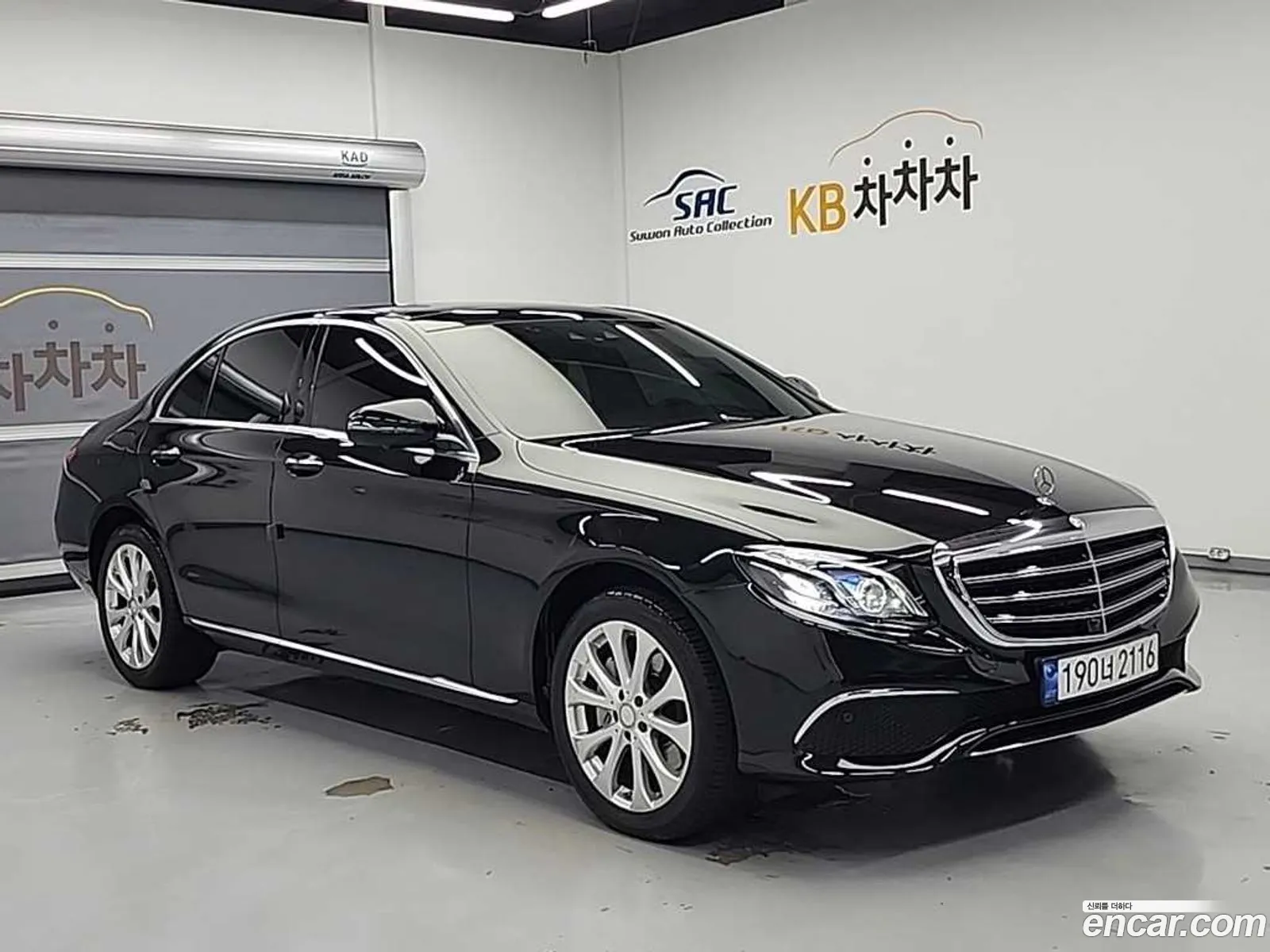 Mercedes-Benz E-Class W213 2017 — 15