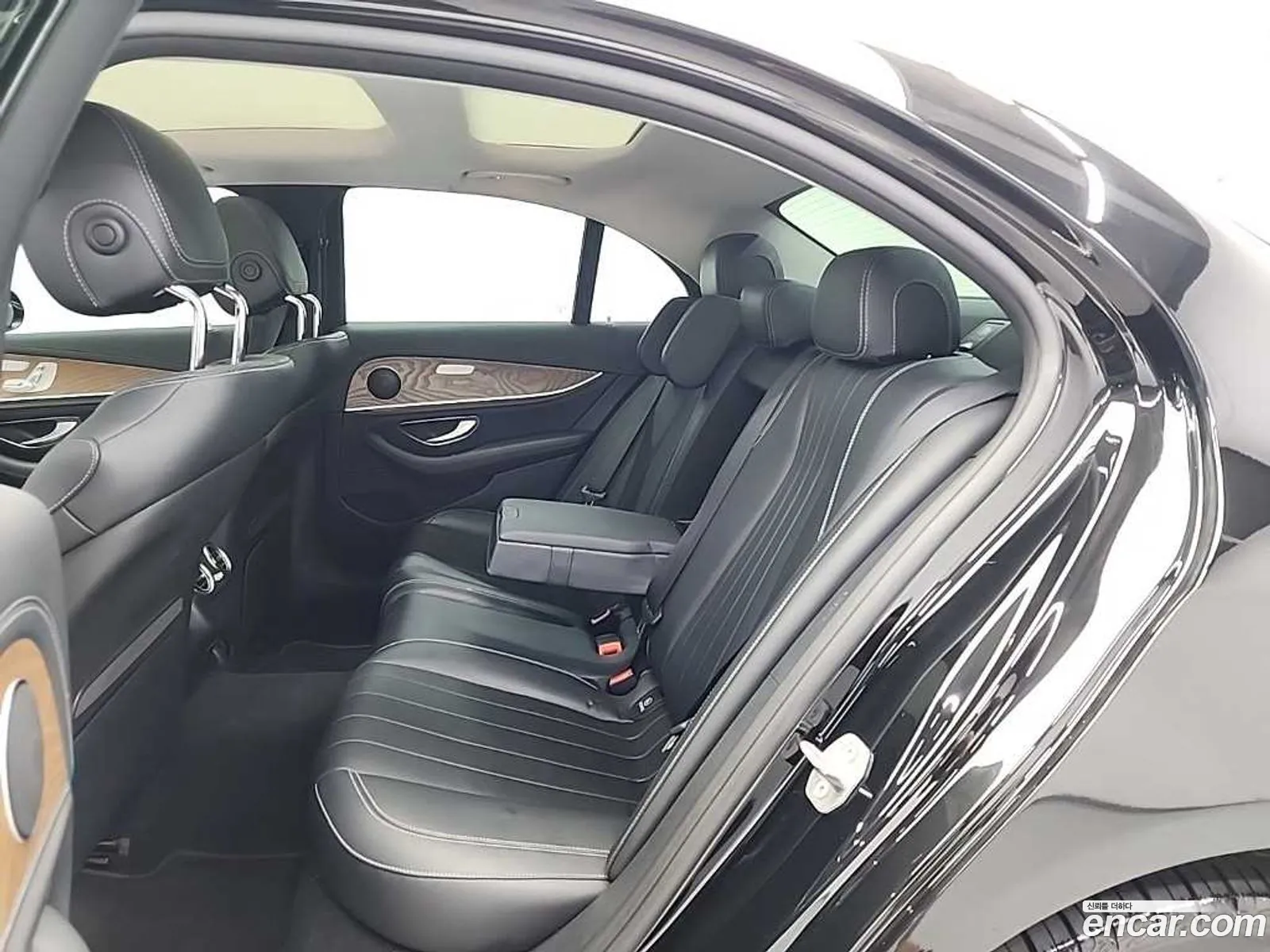 Mercedes-Benz E-Class W213 2017 — 6