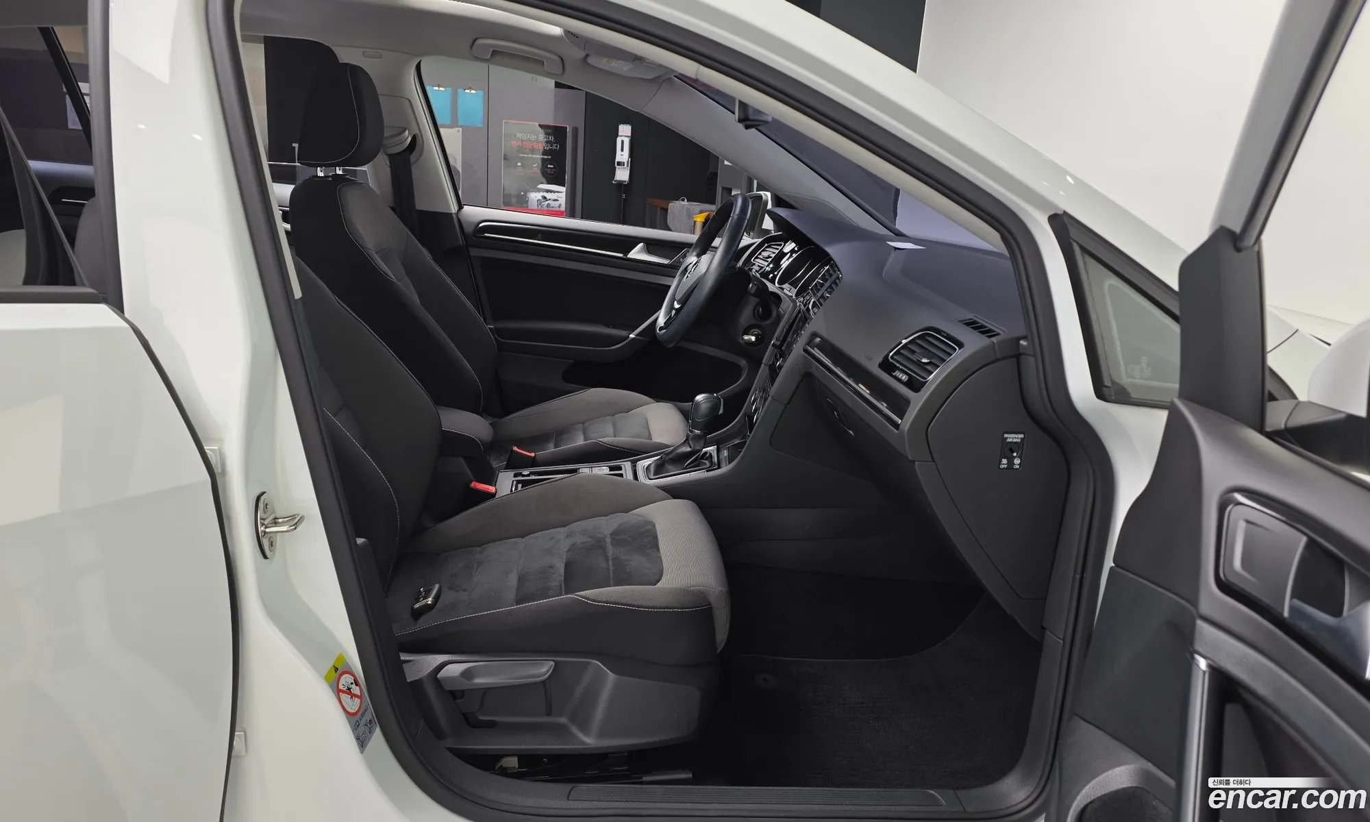 Volkswagen Golf 7th Gen 2014 — 17