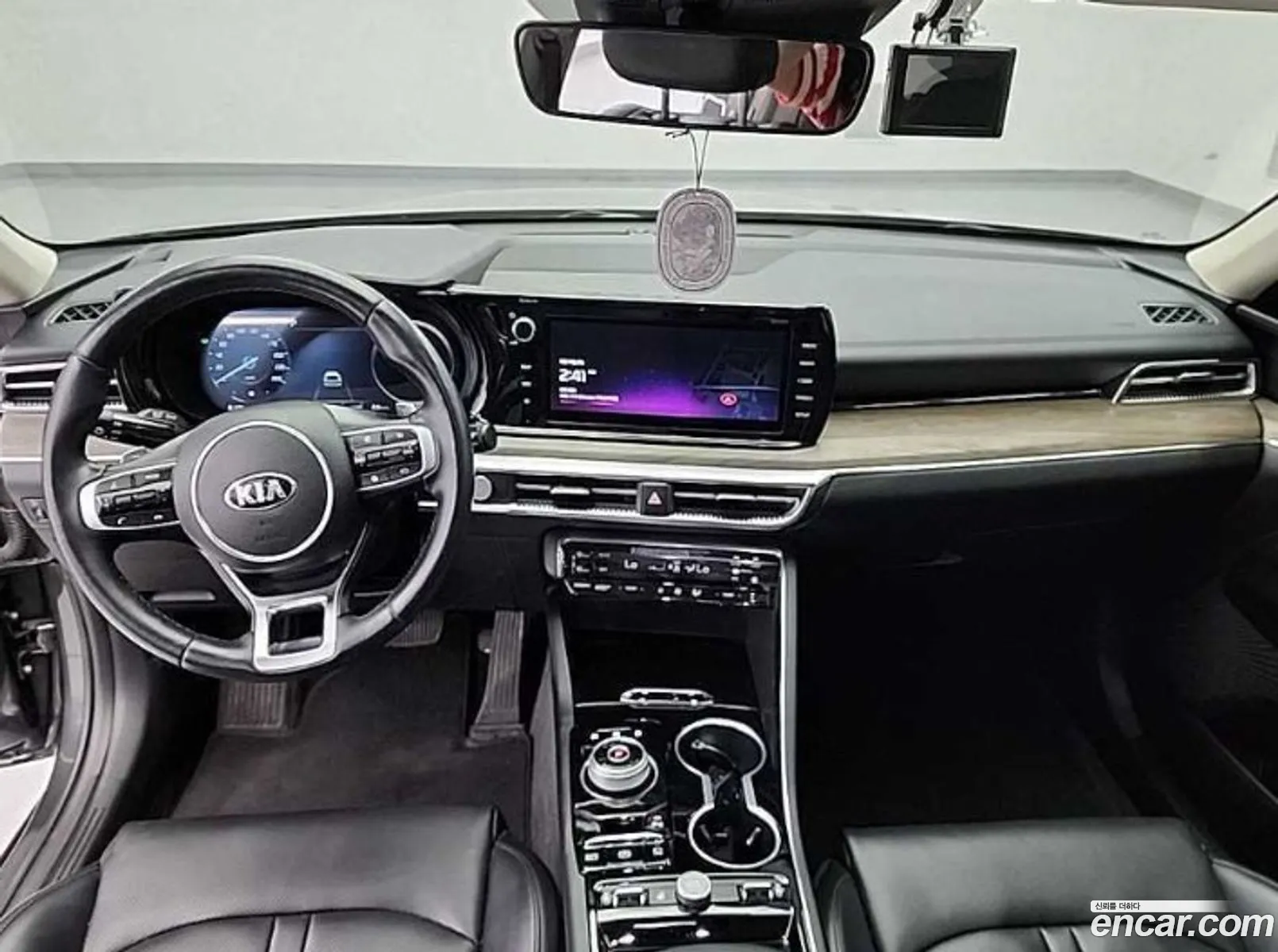 Kia K5 Hybrid 2021 — 3