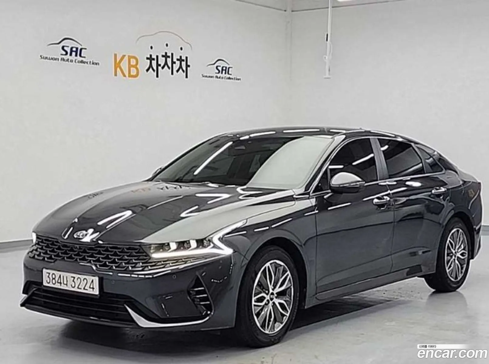 Kia K5 Hybrid 2021 — 4