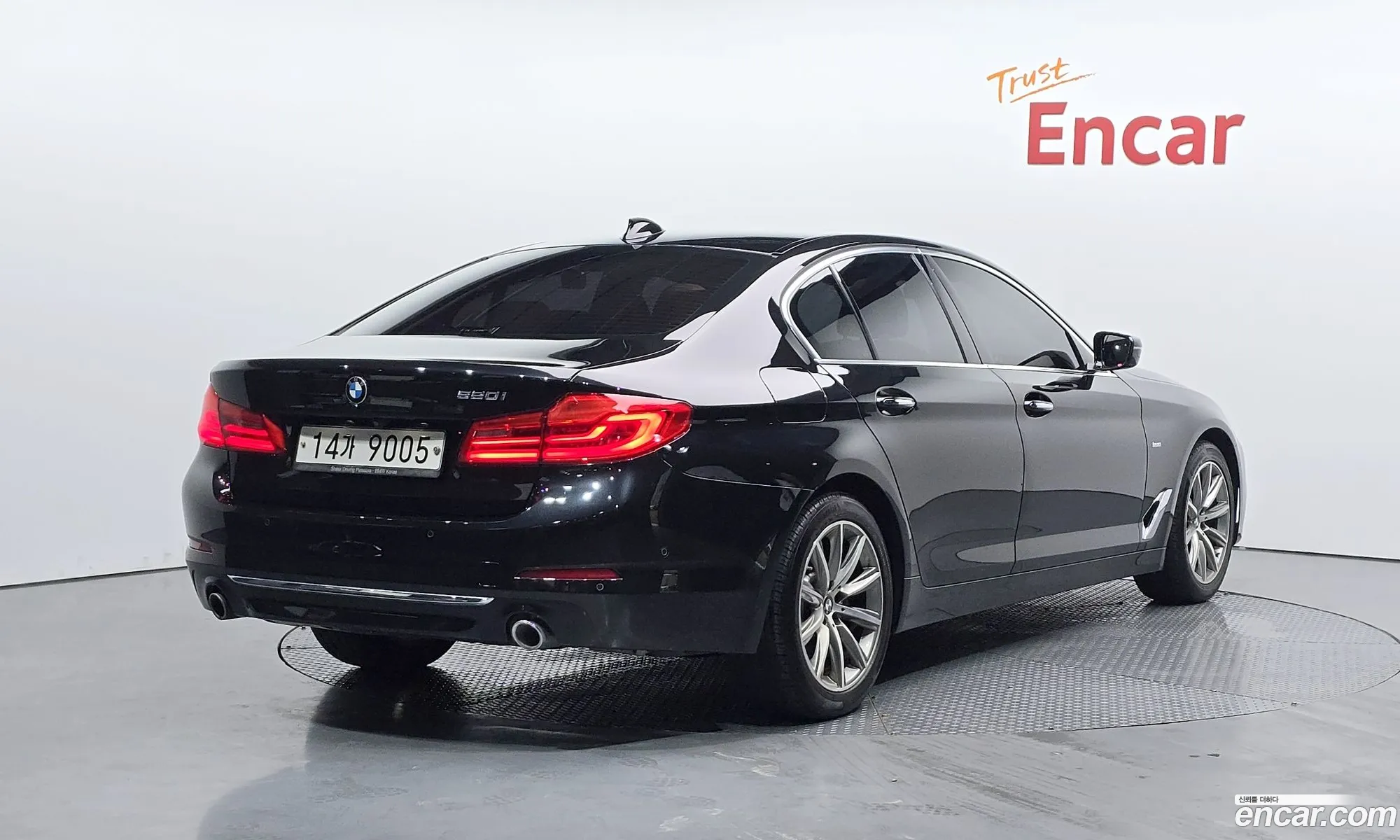 BMW 5 Series 2018 WBAJK7102JBP70581 — 4