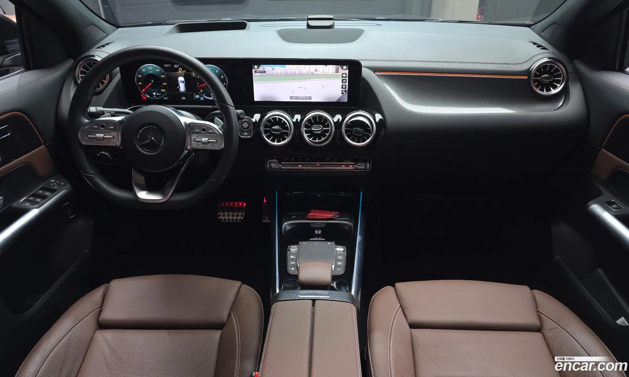 Mercedes-Benz GLA-Class H247 2023 — 17
