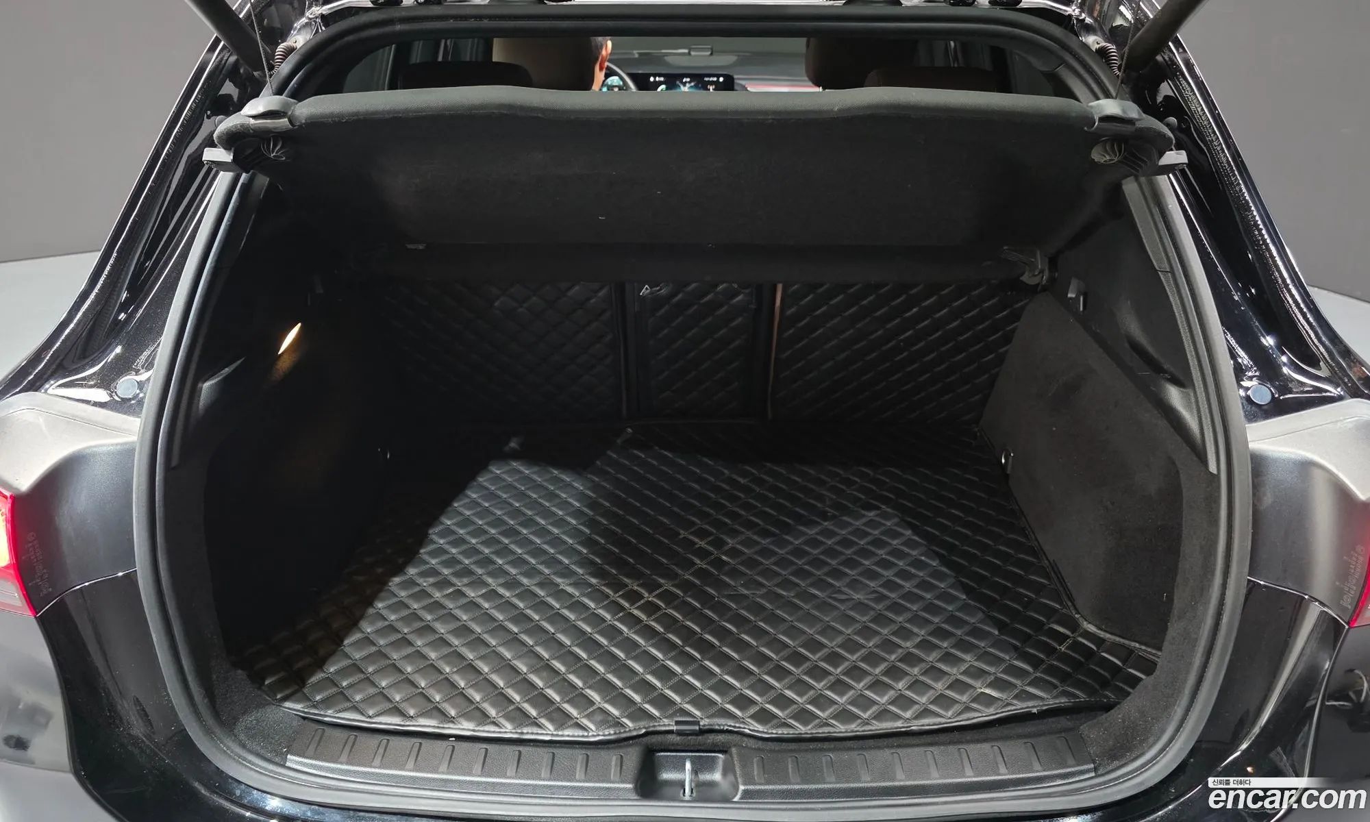 Mercedes-Benz GLA-Class H247 2023 — 8