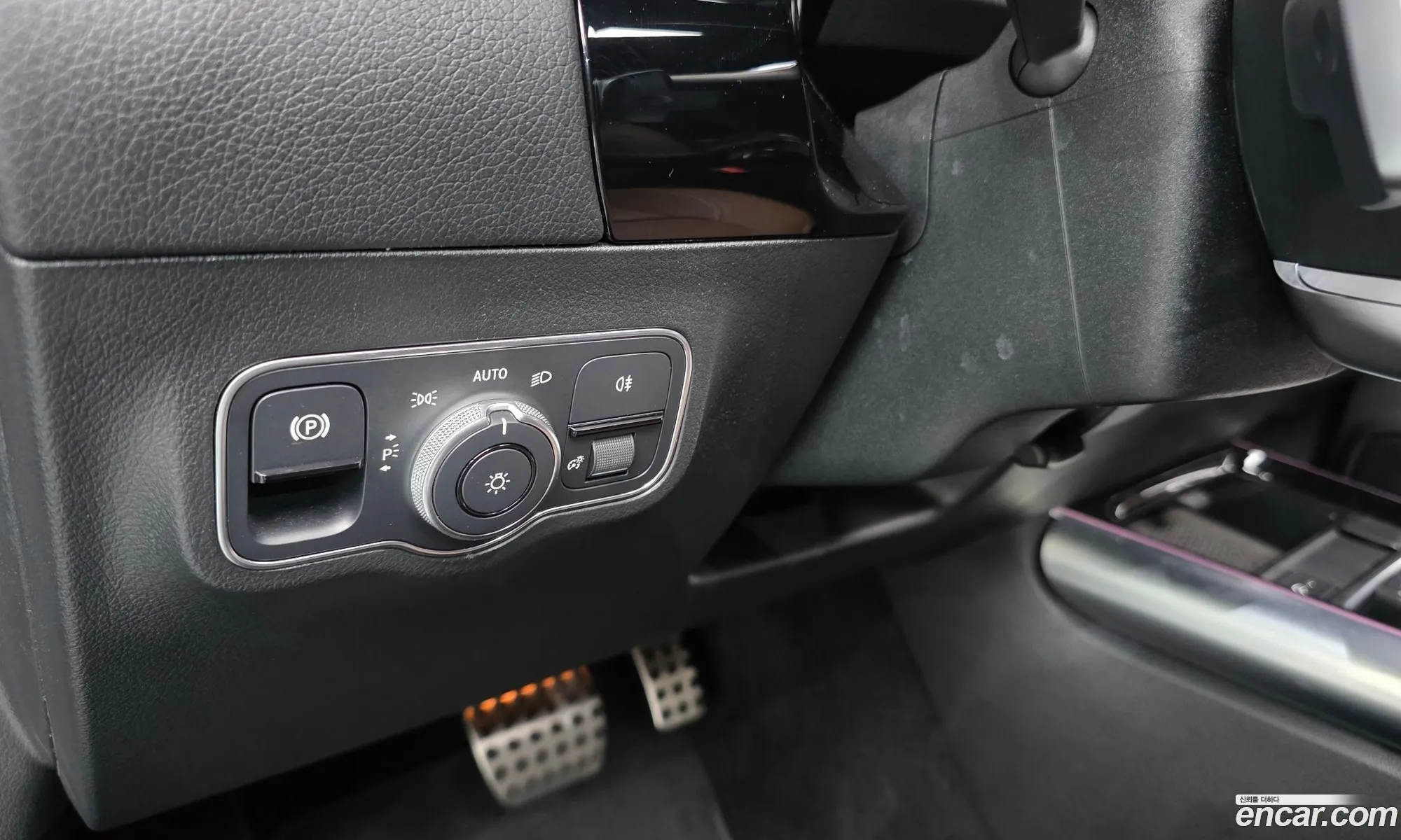 Mercedes-Benz GLA-Class H247 2023 — 7