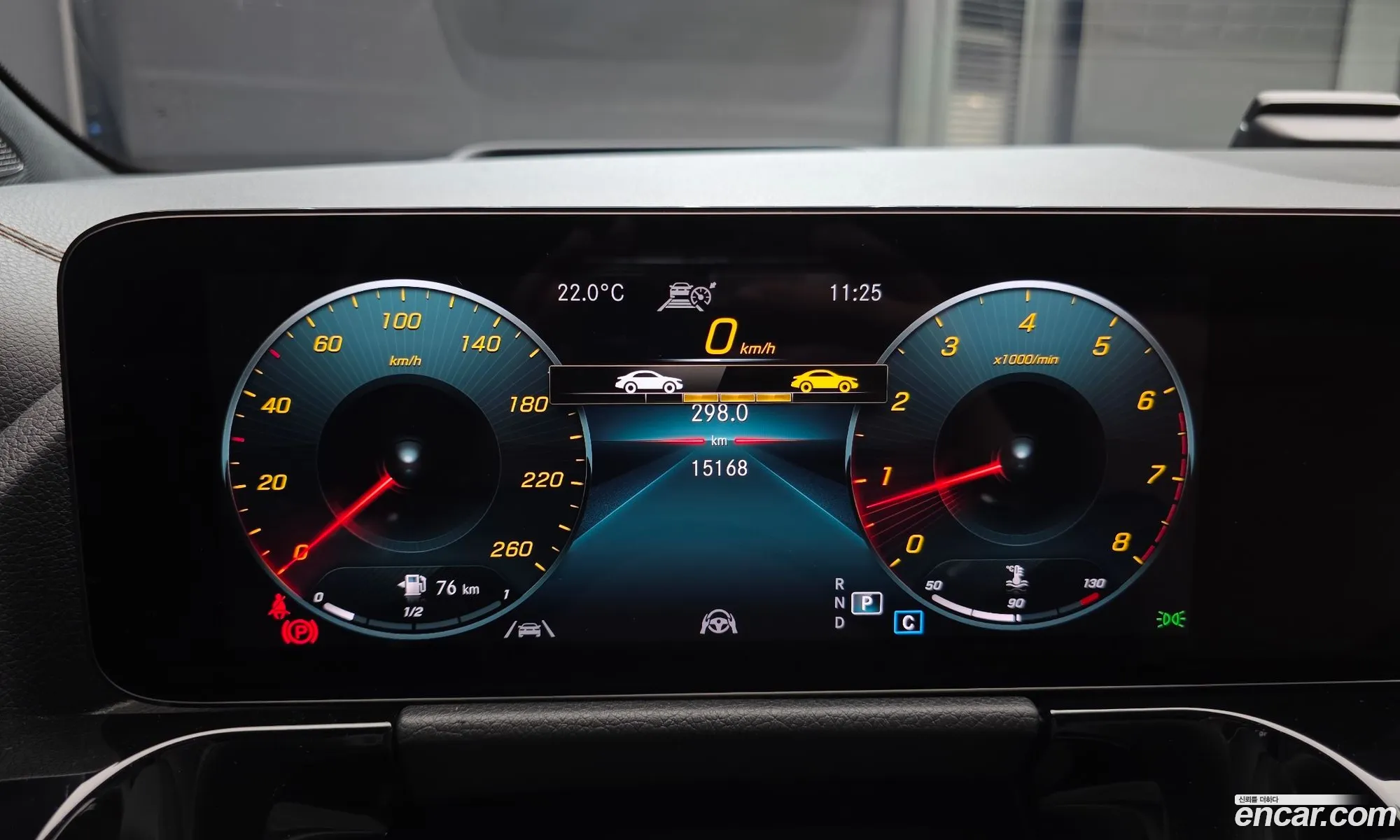Mercedes-Benz GLA-Class H247 2023 — 20