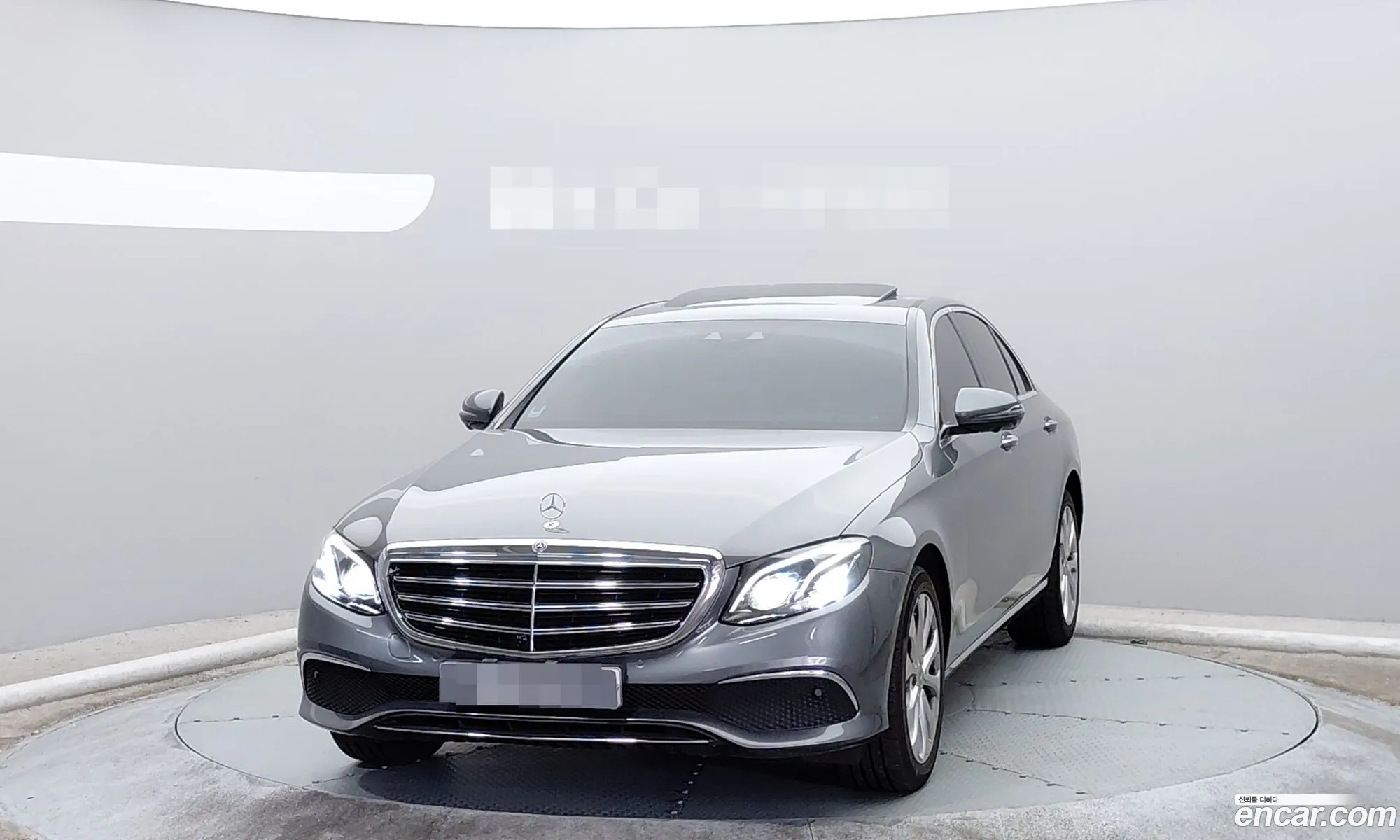 Mercedes-Benz E-Class W213 2018 — 18