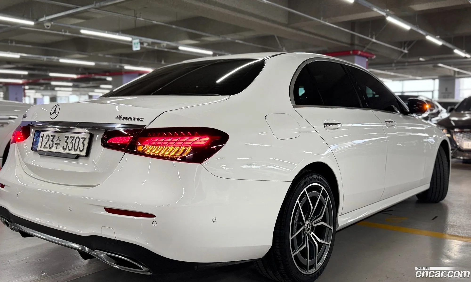 Mercedes-Benz E-Class W213 2022 — 15