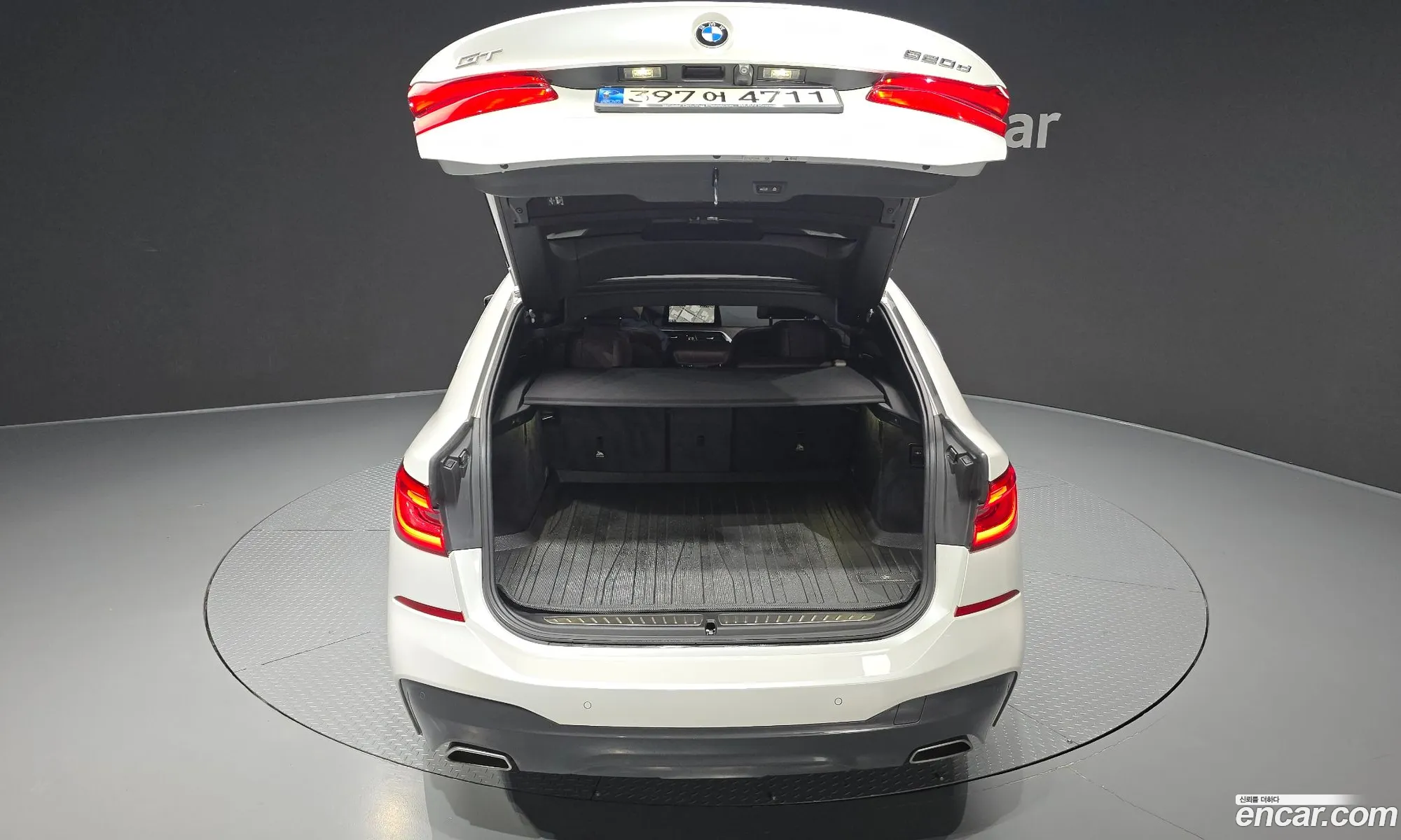 BMW 6 Series GT 2020 WBAJX2100LCD66764 — 10