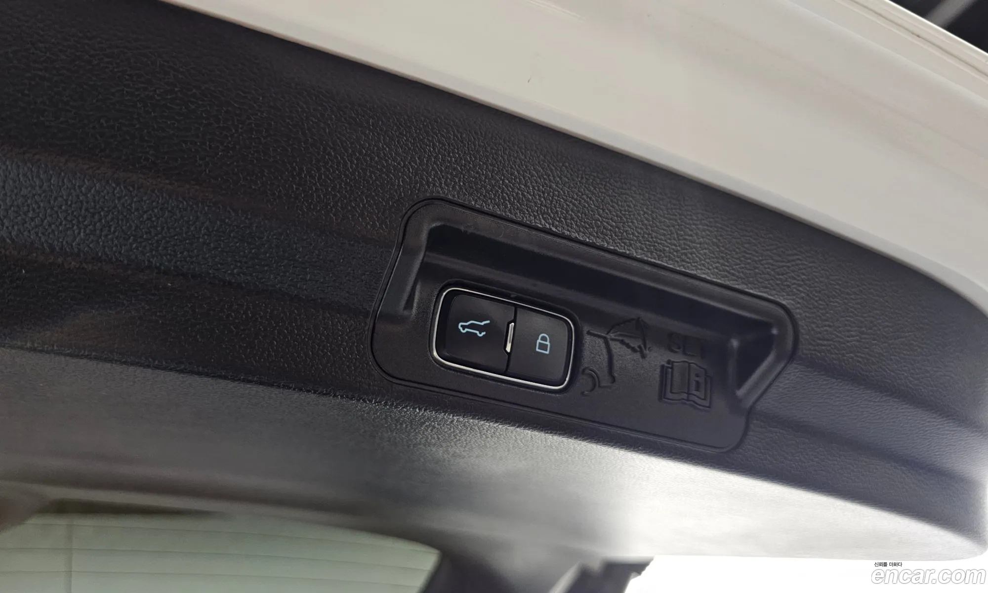 Ford Explorer 6th Gen 2023 1FMSK8FH6PGA39493 — 20