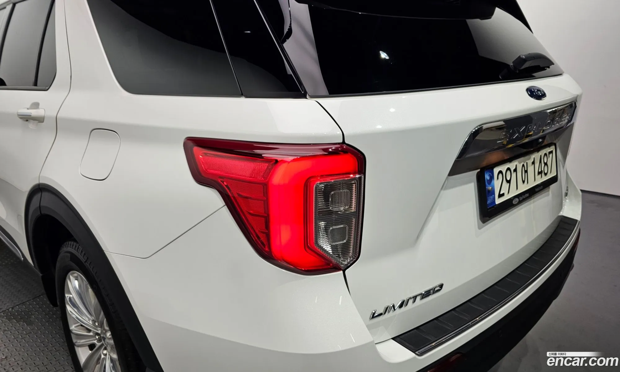 Ford Explorer 6th Gen 2023 1FMSK8FH6PGA39493 — 26