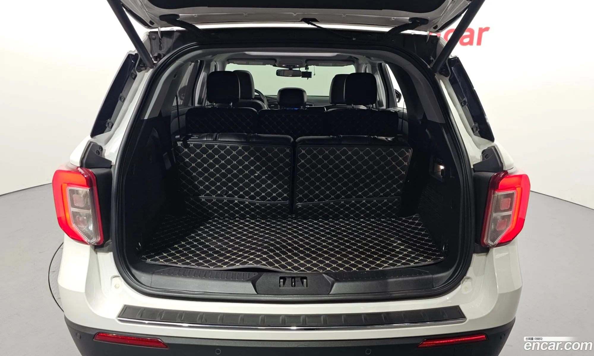 Ford Explorer 6th Gen 2023 1FMSK8FH6PGA39493 — 27