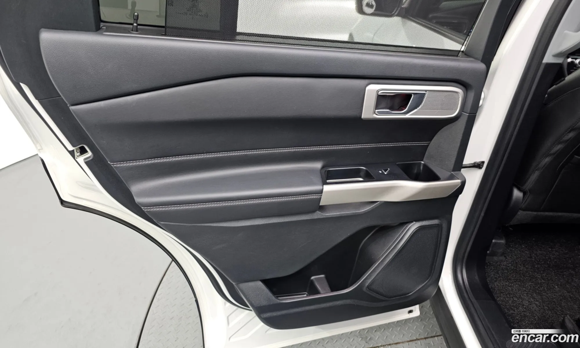 Ford Explorer 6th Gen 2023 1FMSK8FH6PGA39493 — 21
