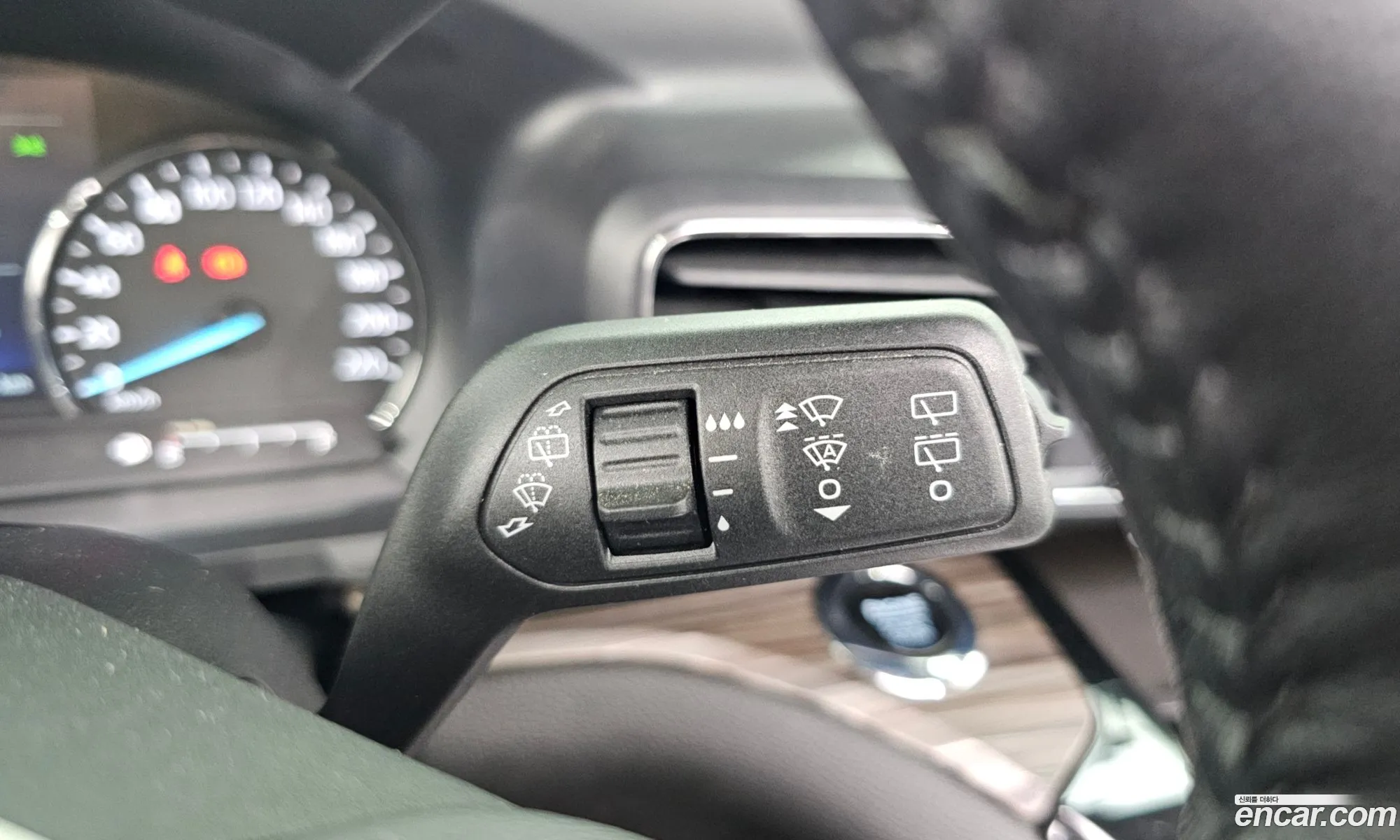Ford Explorer 6th Gen 2023 1FMSK8FH6PGA39493 — 11