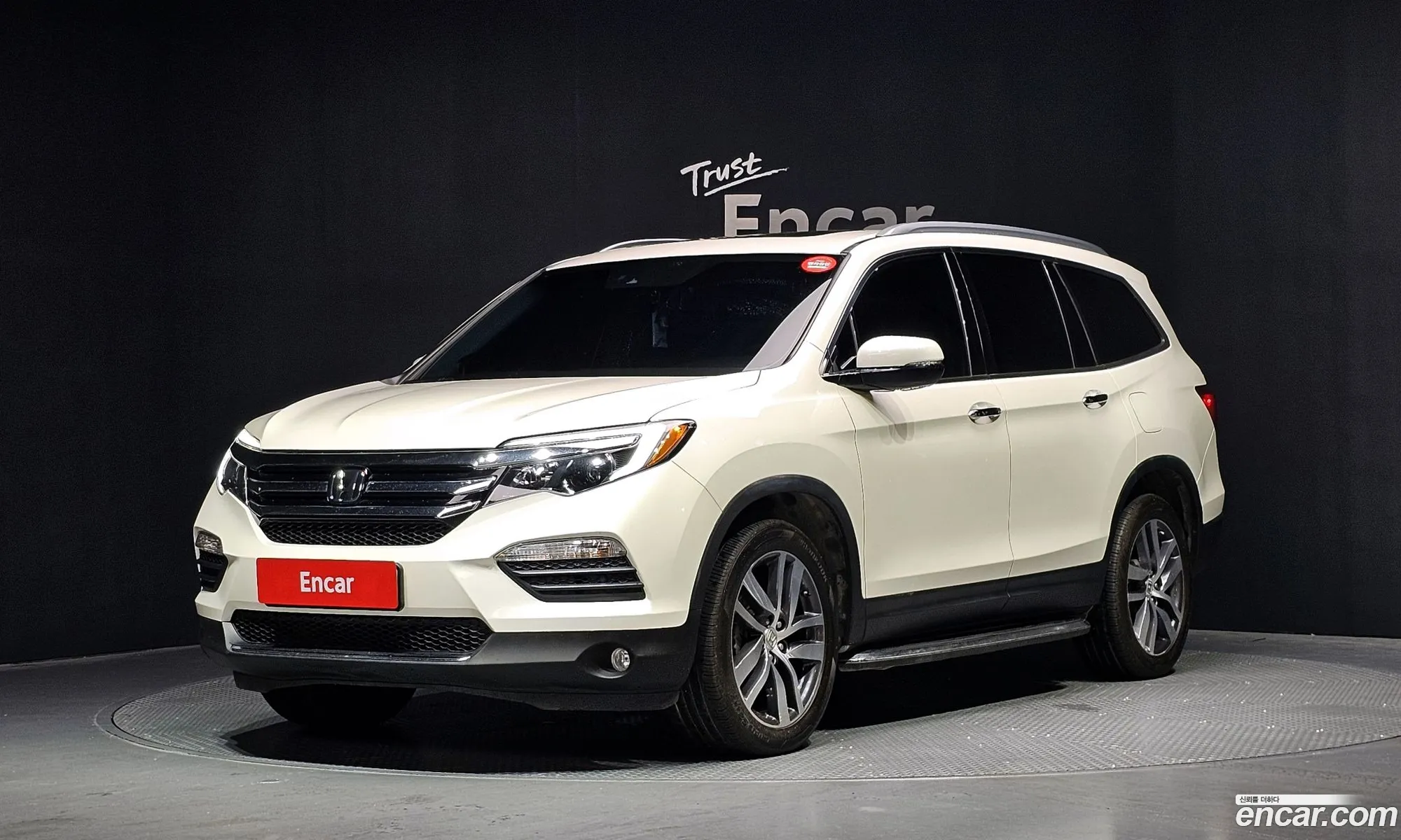Honda Pilot 2017 5FNYF6850HB200915 — 27