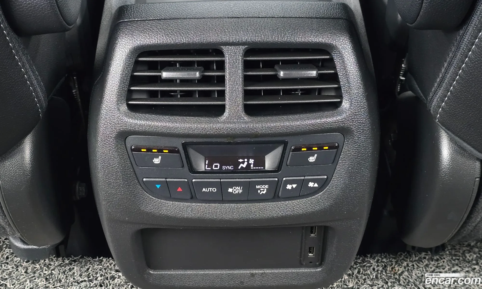 Honda Pilot 2017 5FNYF6850HB200915 — 23