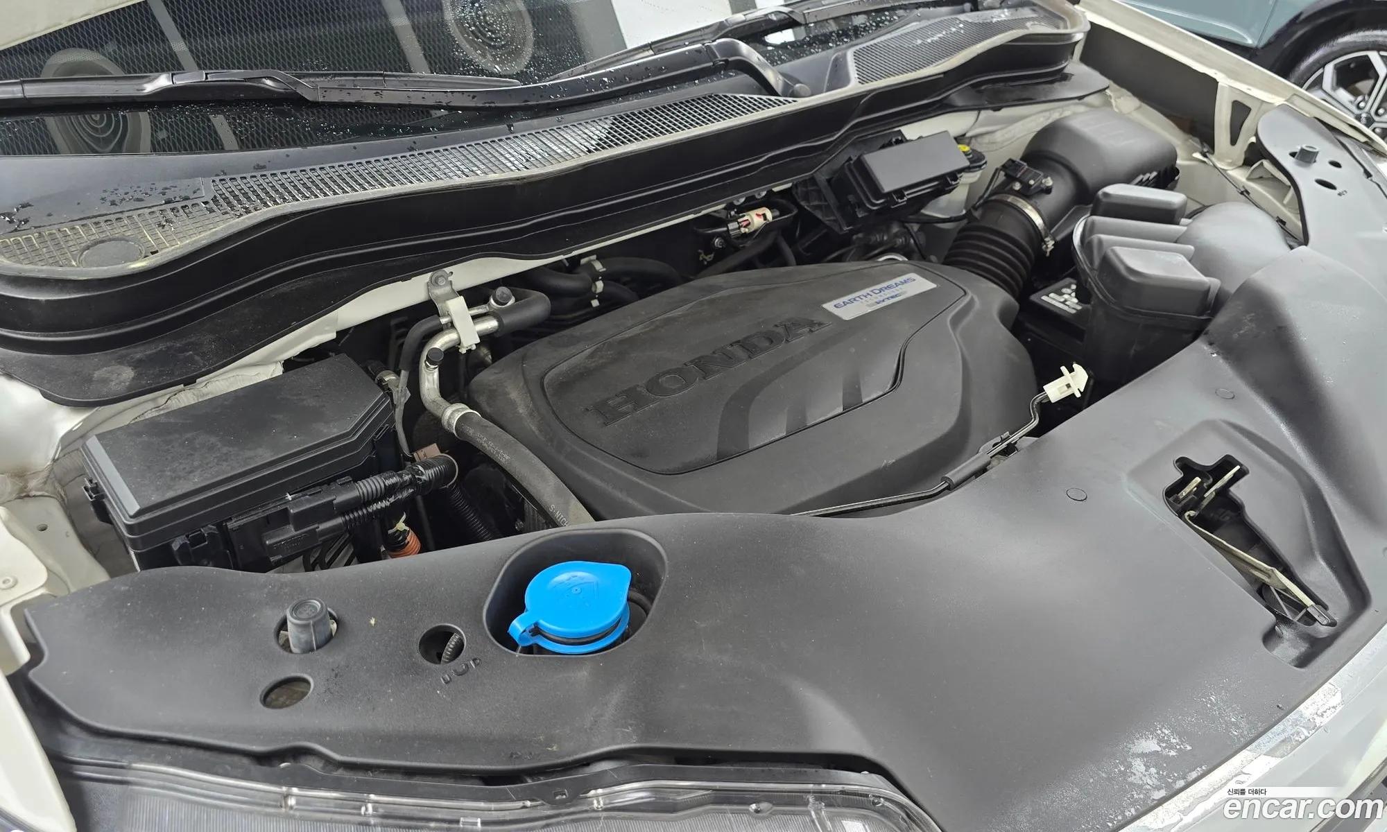 Honda Pilot 2017 5FNYF6850HB200915 — 4