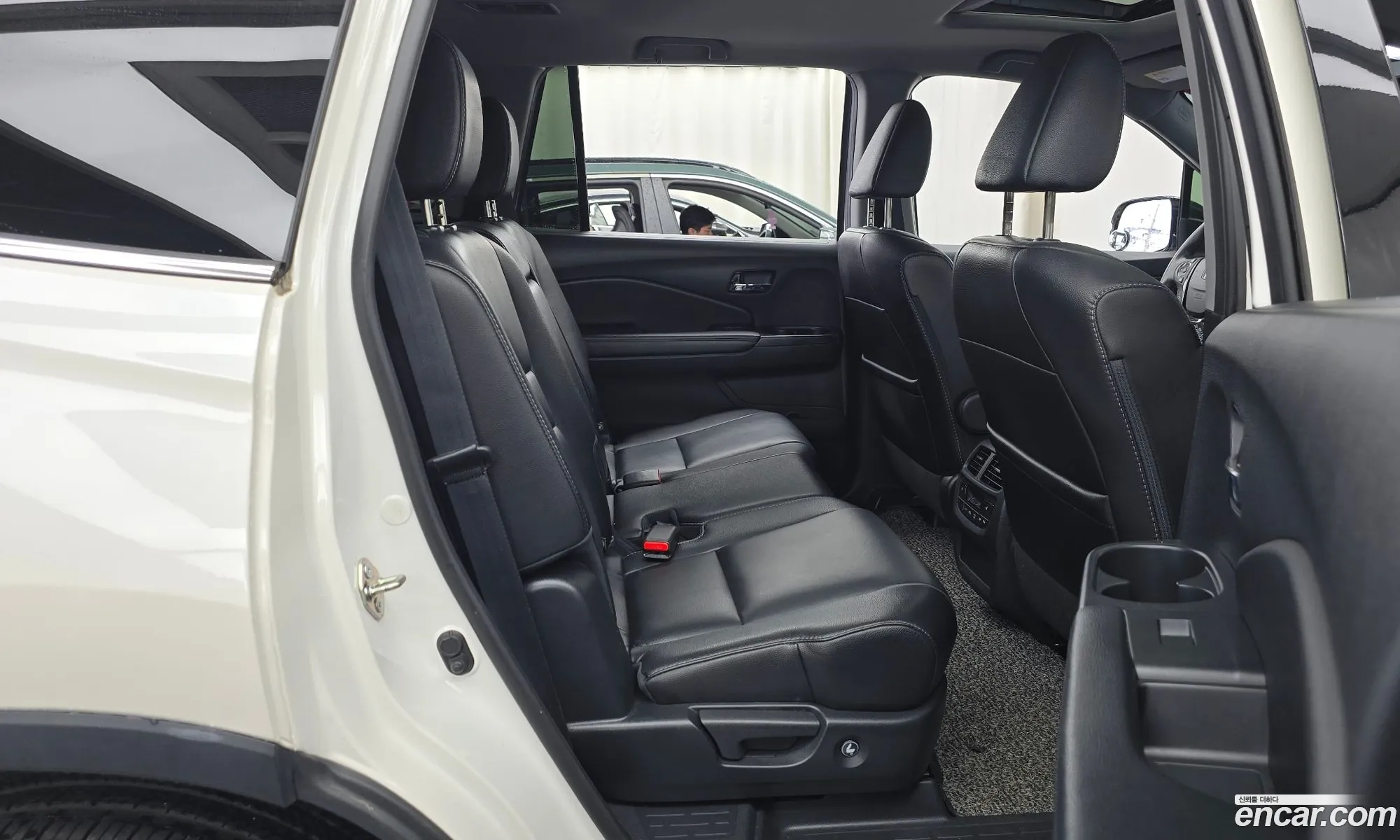 Honda Pilot 2017 5FNYF6850HB200915 — 20