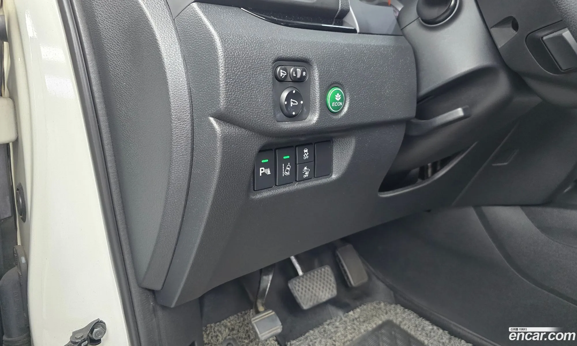 Honda Pilot 2017 5FNYF6850HB200915 — 5