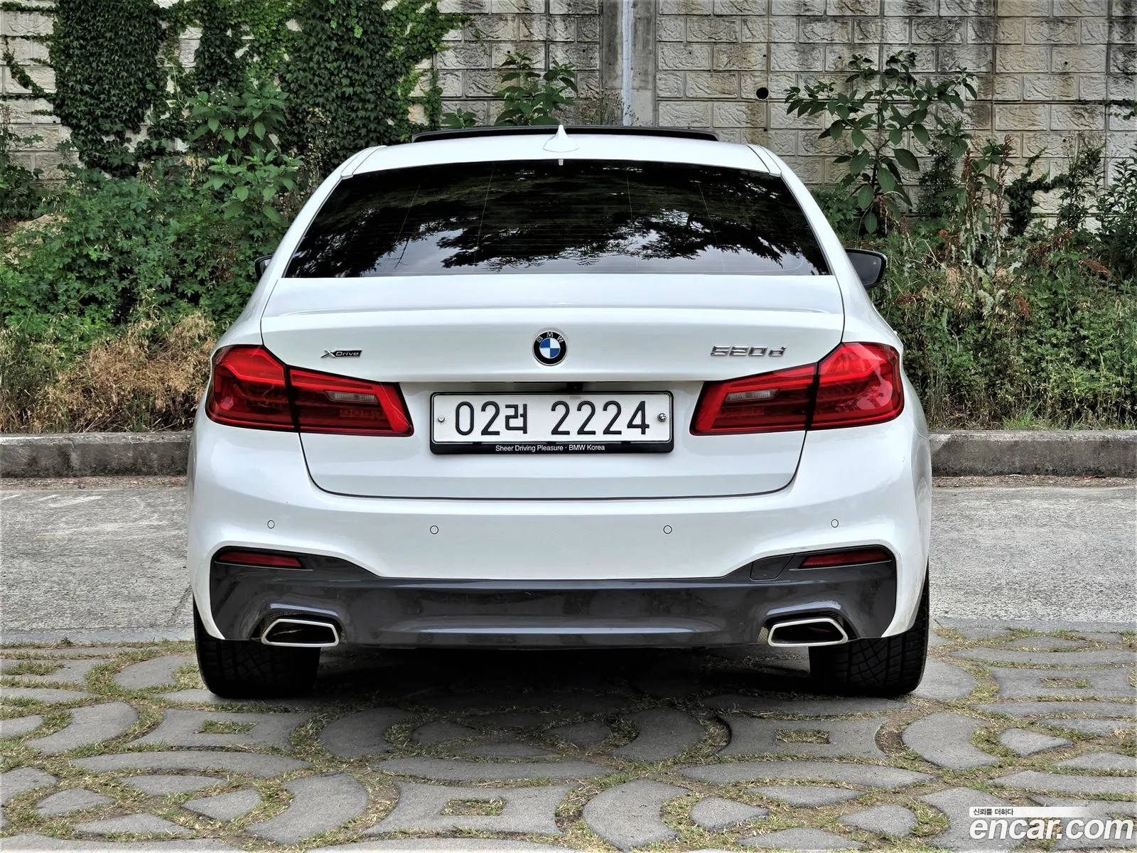 BMW 5 Series 2018 — 12