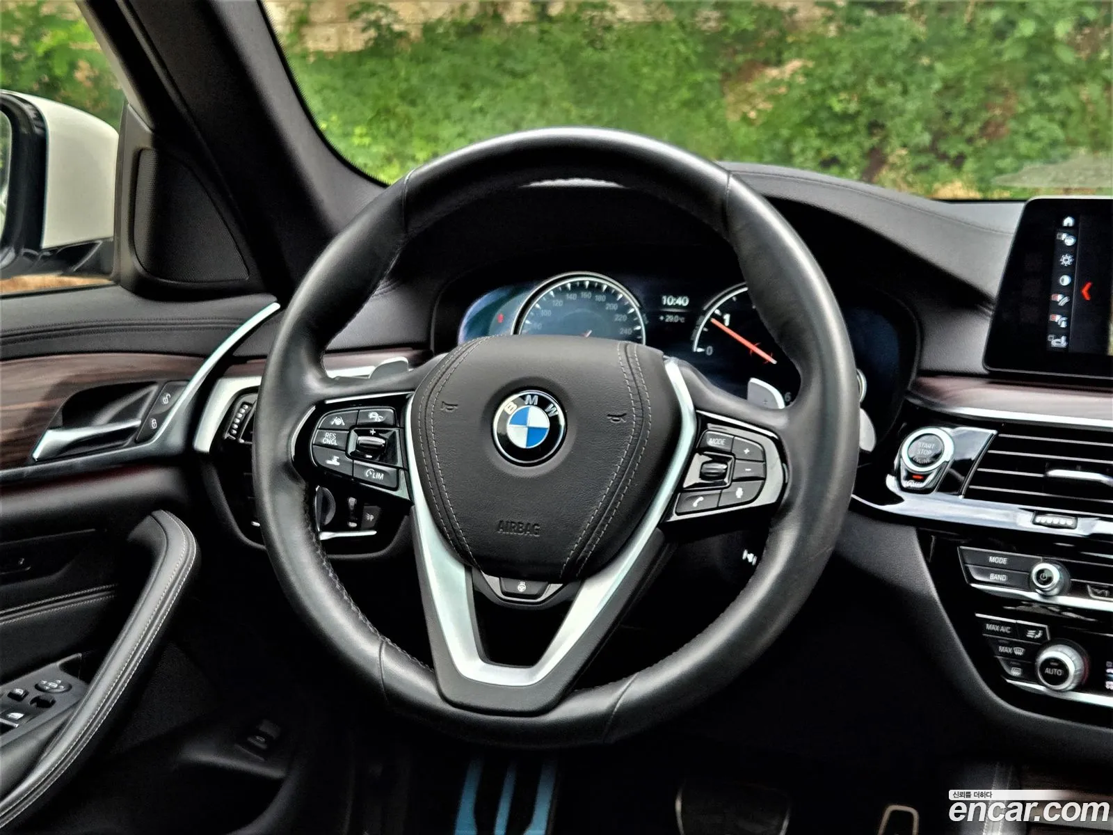 BMW 5 Series 2018 — 8