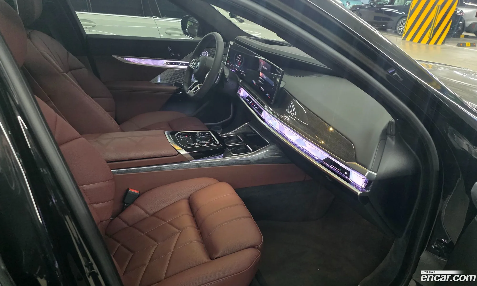 BMW 7 Series 2025 — 19