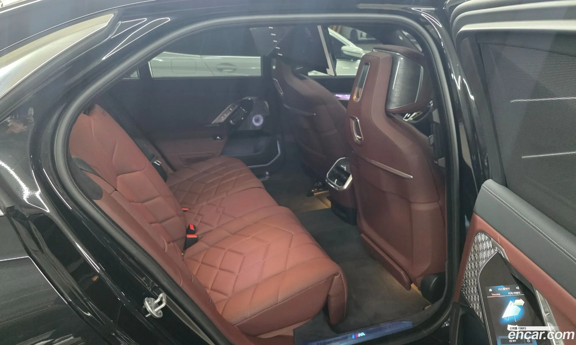 BMW 7 Series 2025 — 7