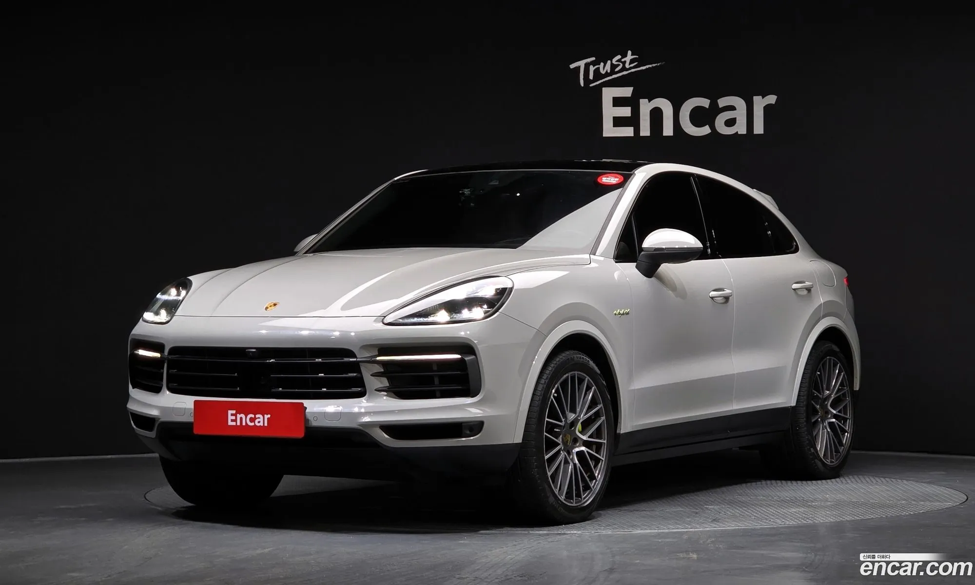 Porsche Cayenne 2021 — 19