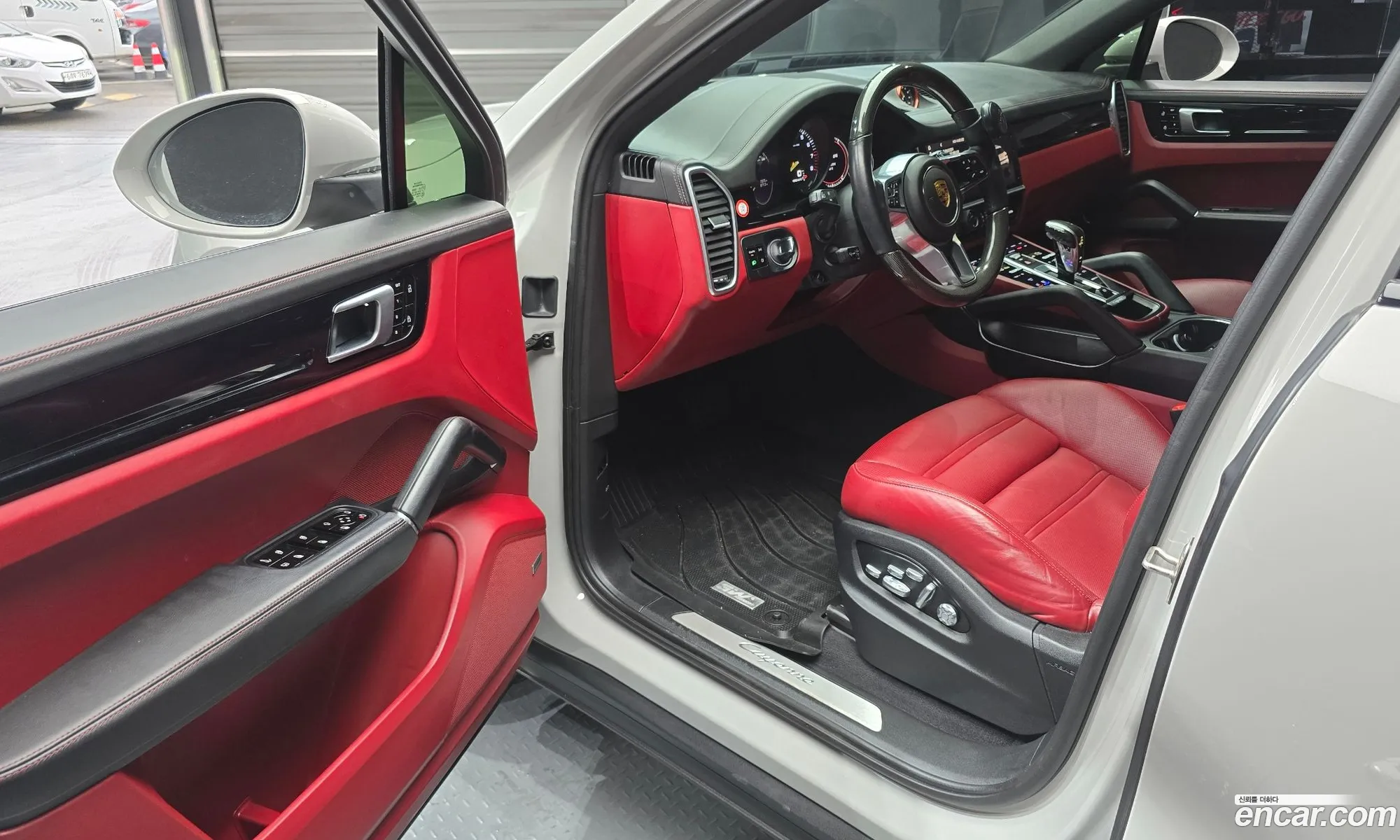 Porsche Cayenne 2021 — 2