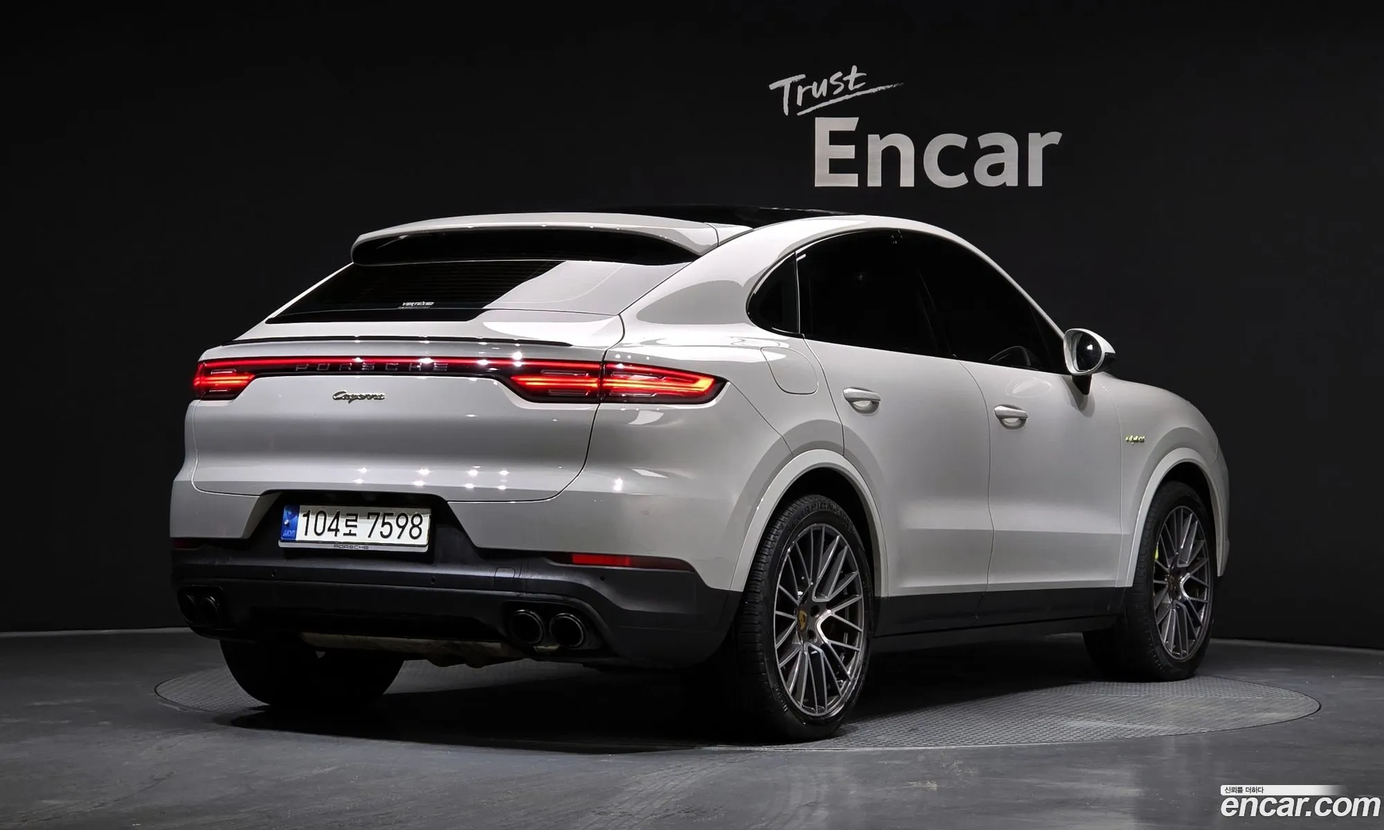 Porsche Cayenne 2021 — 27