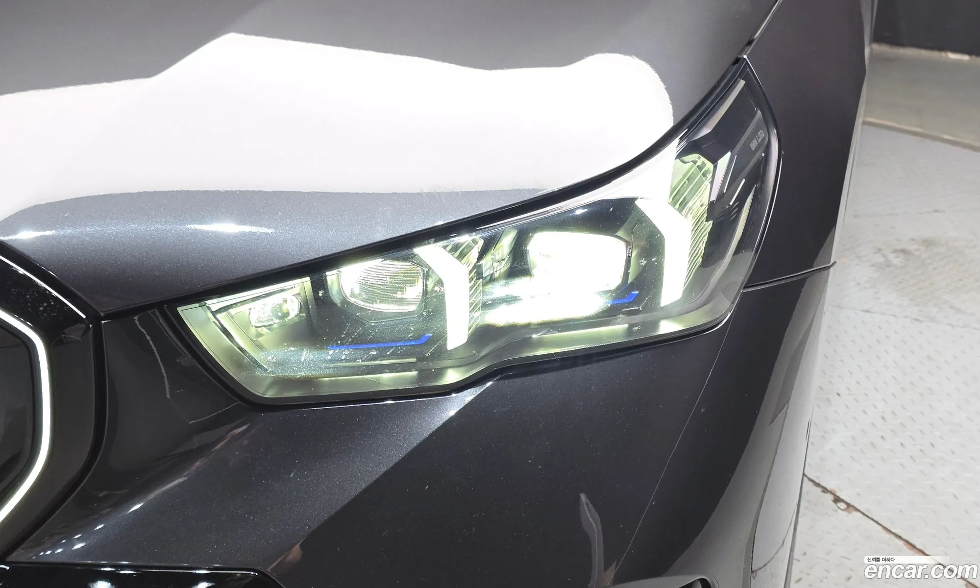 BMW 5 Series 2025 — 28
