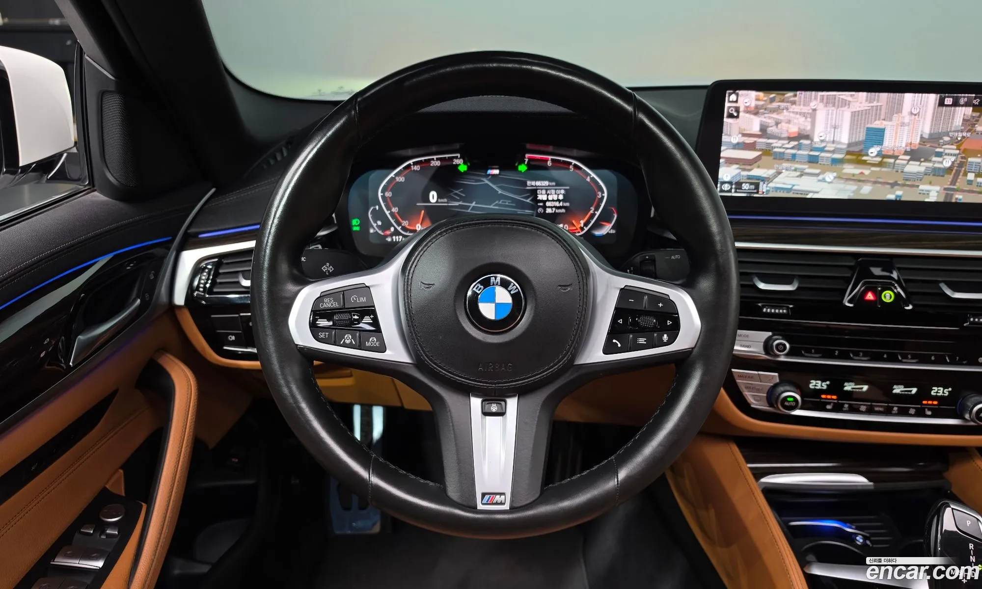 BMW 5 Series 2021 — 16