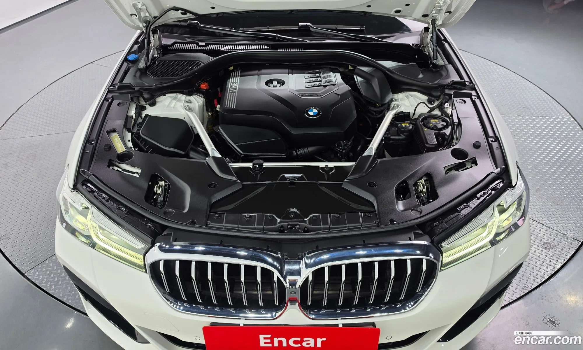 BMW 5 Series 2021 — 3