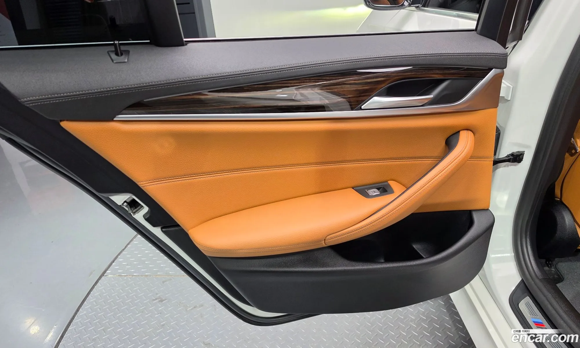 BMW 5 Series 2021 — 24