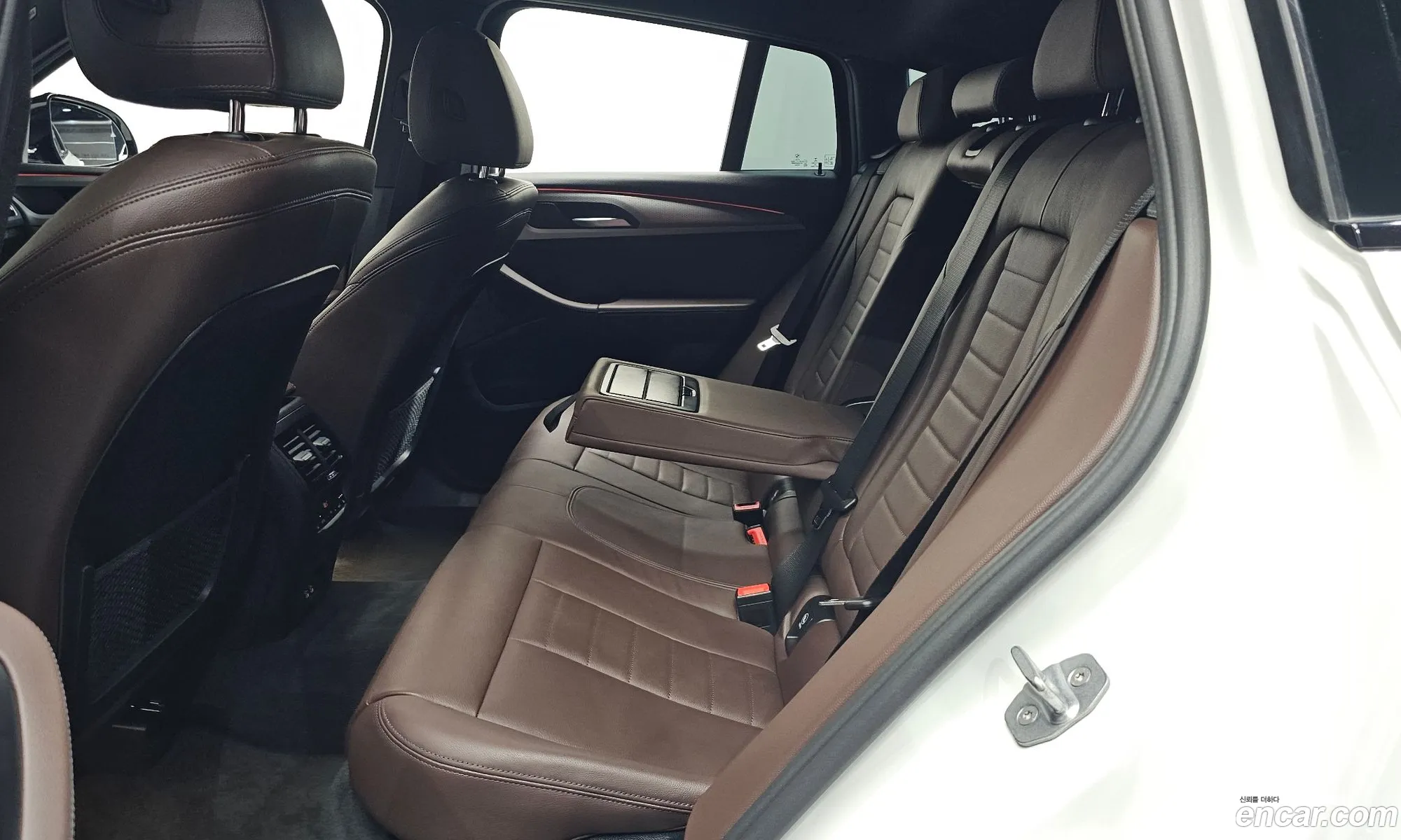 BMW X4 2019 WBAVJ9106L9A43490 — 7