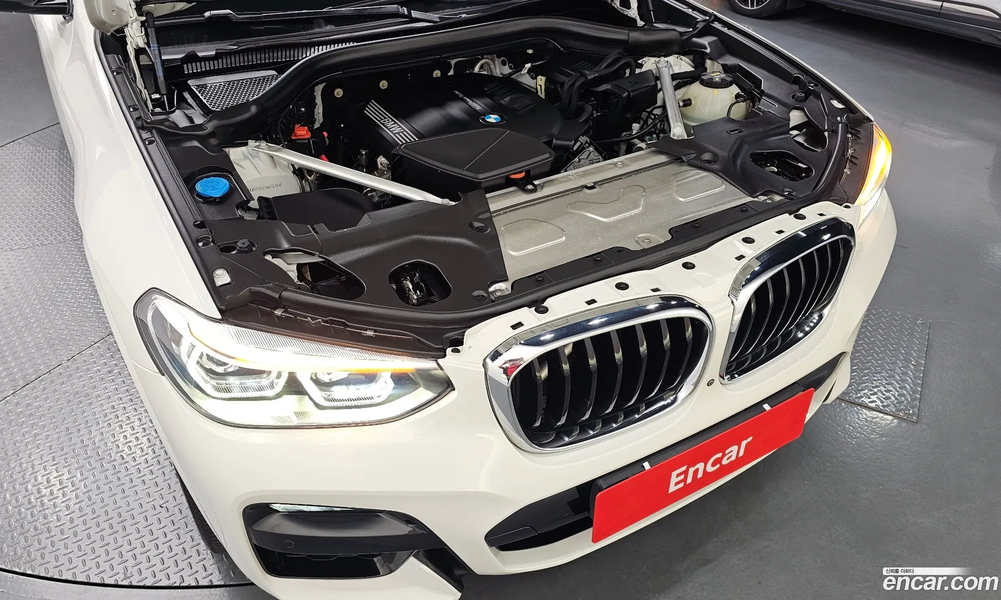 BMW X4 2019 WBAVJ9106L9A43490 — 8