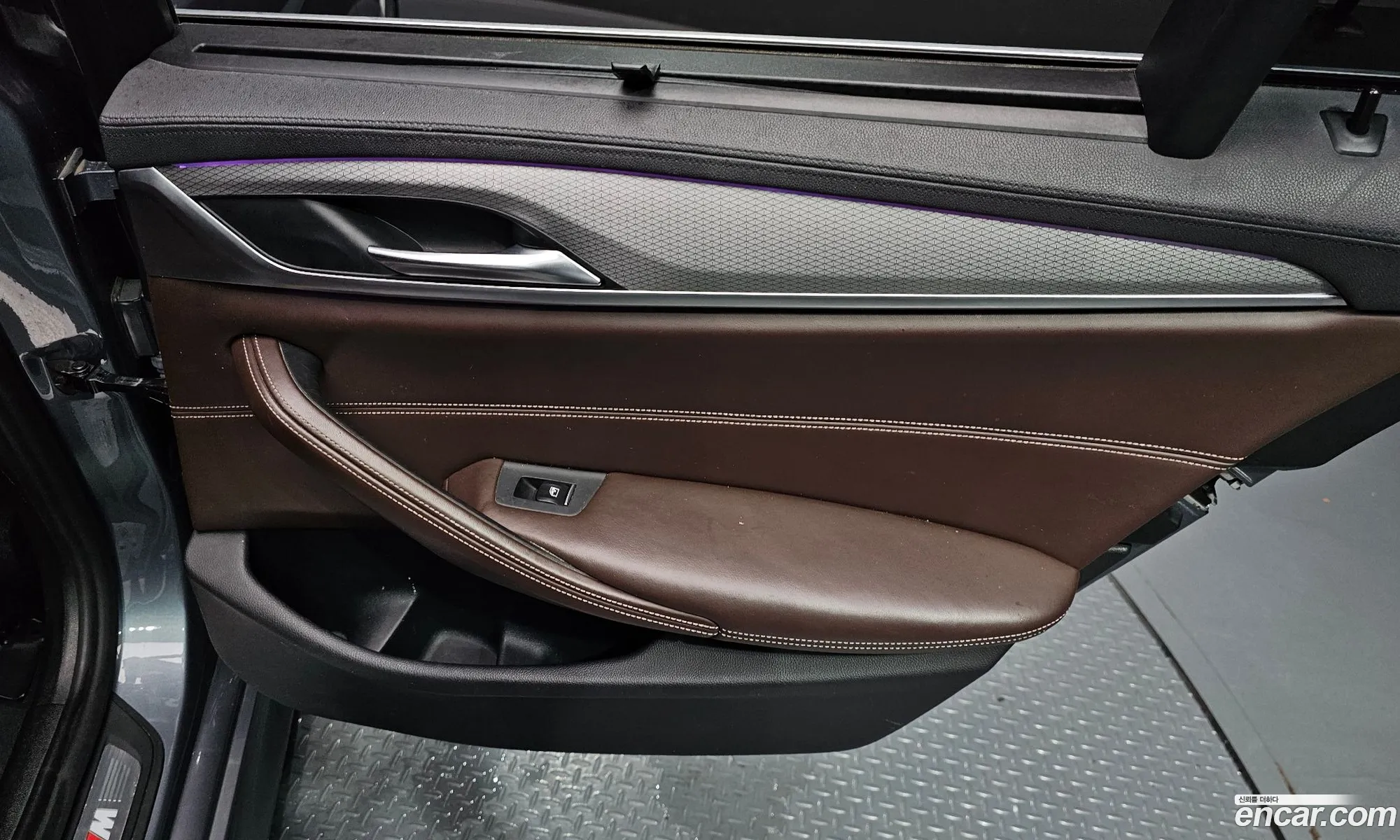 BMW 5 Series 2019 WBAJF3107KWC66425 — 12