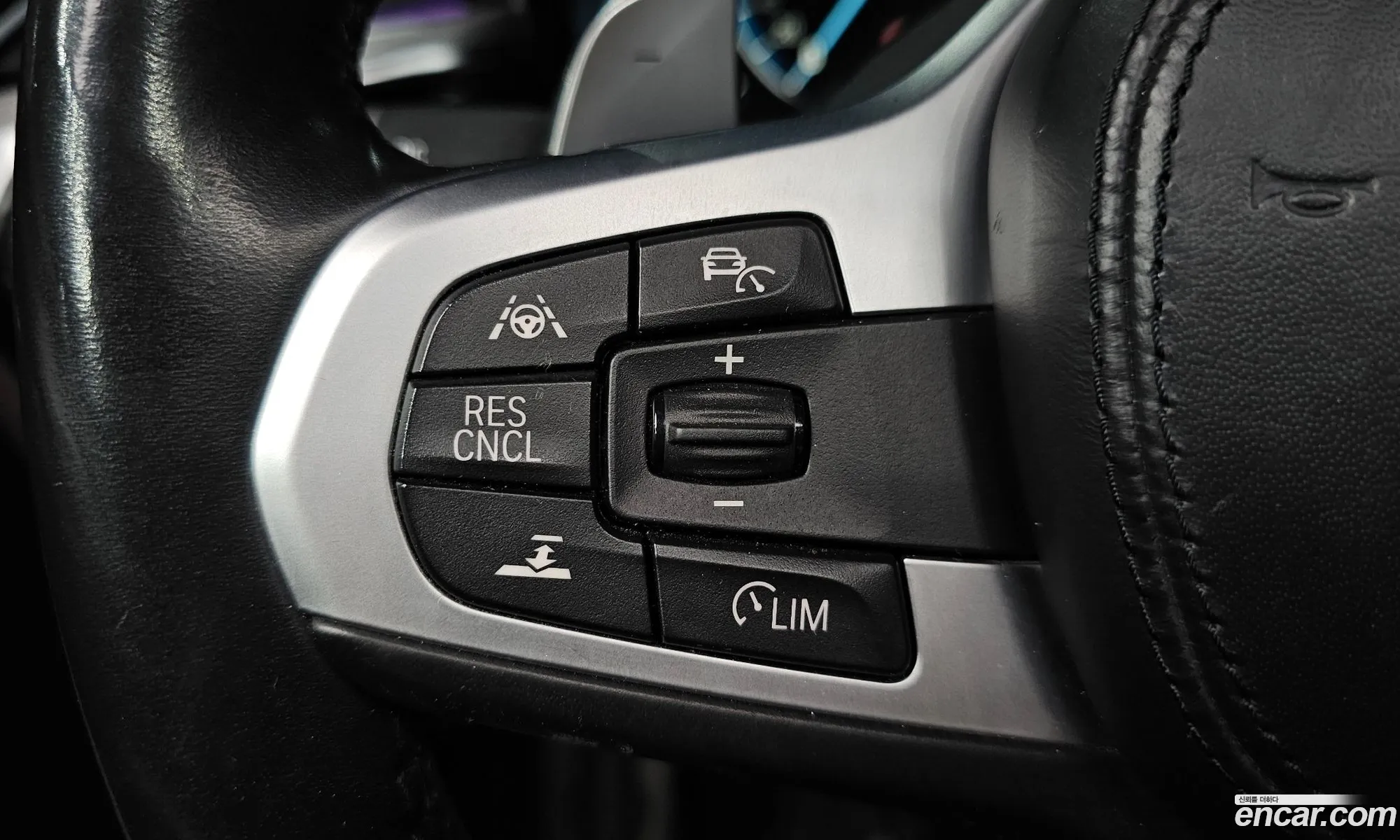BMW 5 Series 2019 WBAJF3107KWC66425 — 15