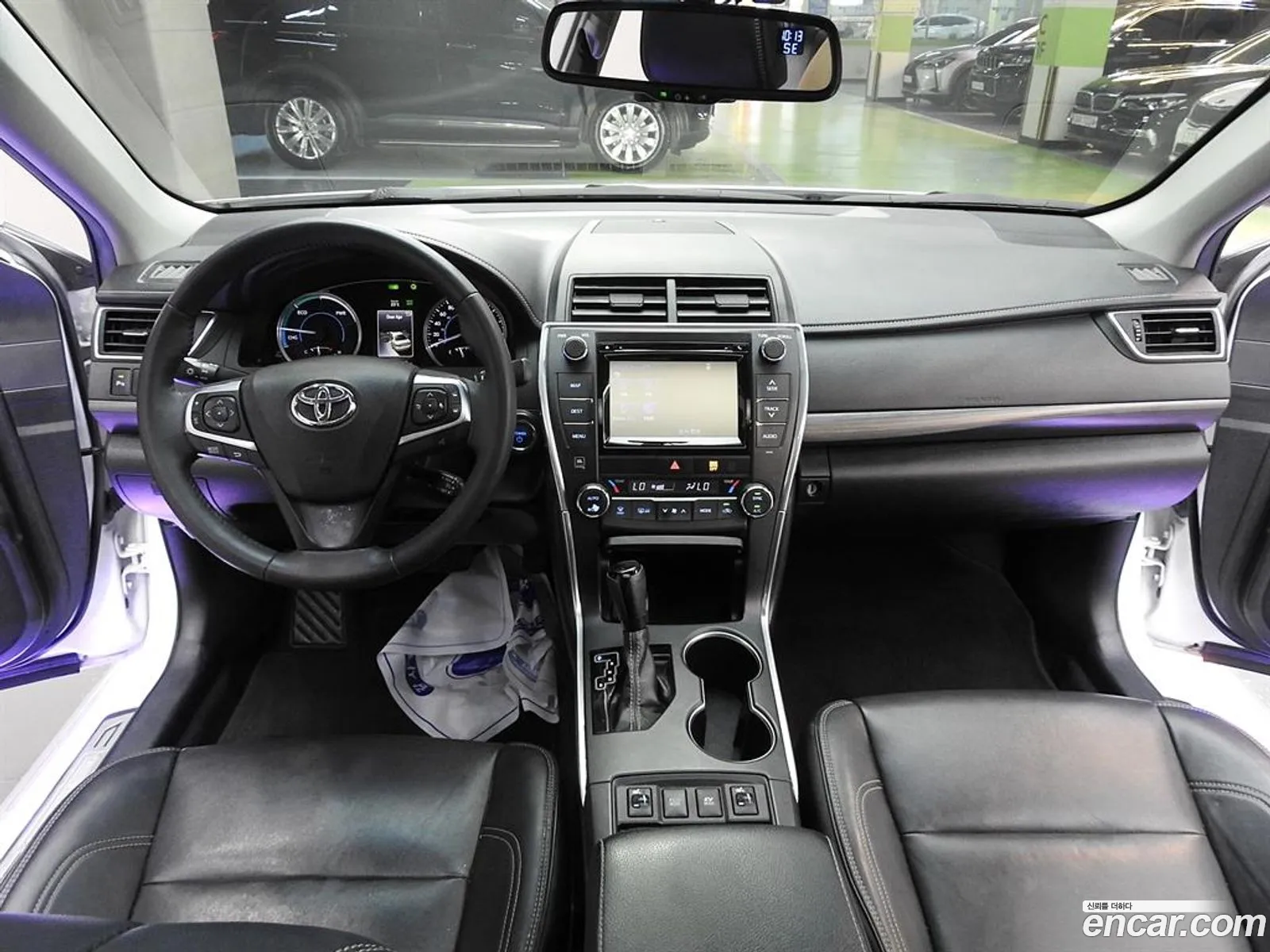 Toyota Camry 2017 — 14
