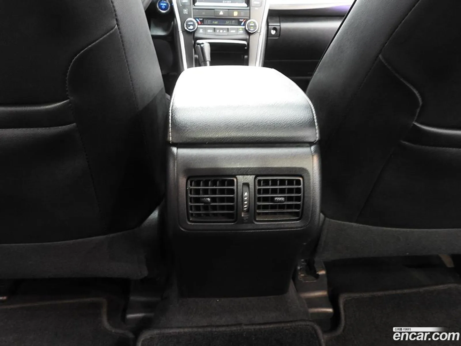 Toyota Camry 2017 — 3